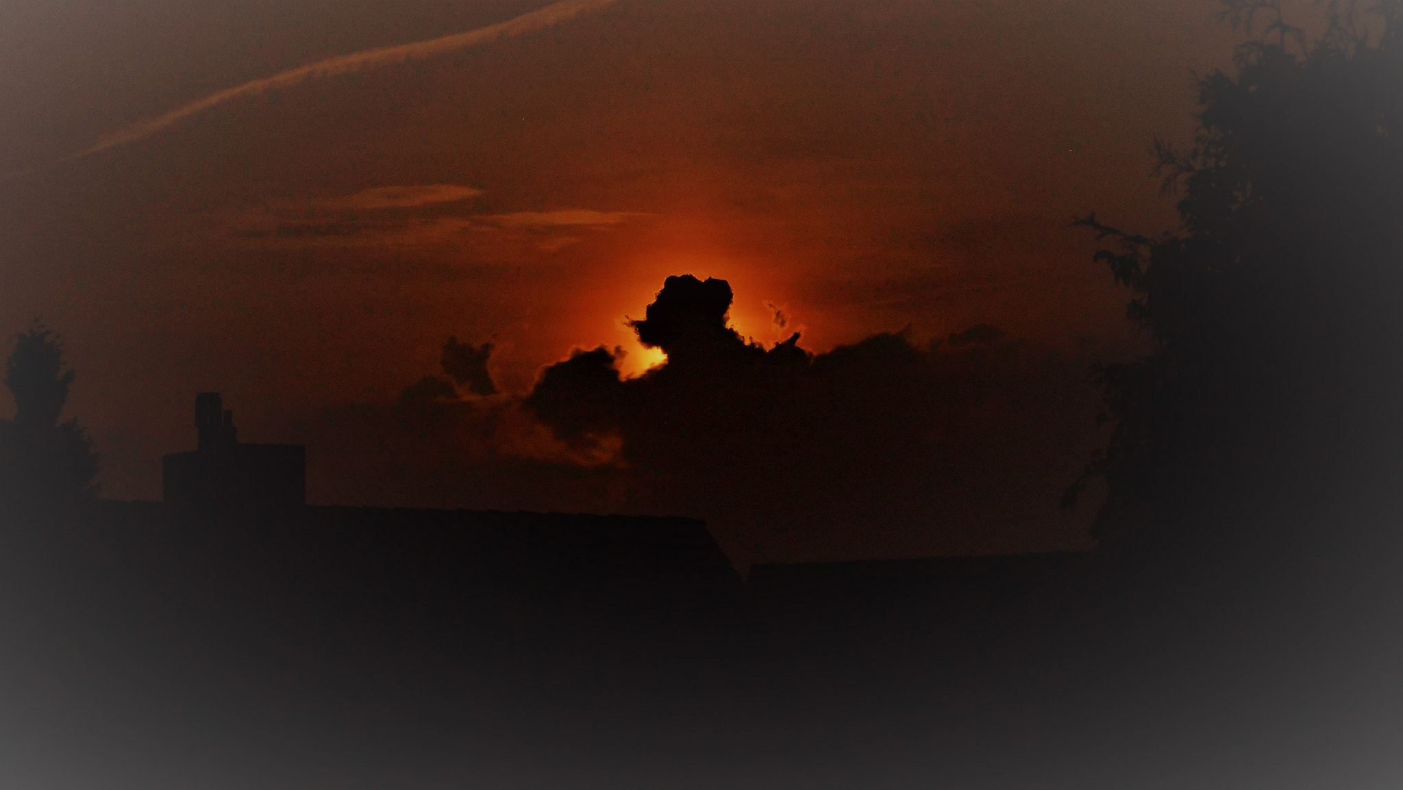 Panasonic Lumix DC-GH5 sample photo. Clouds across the moon (ii) photography