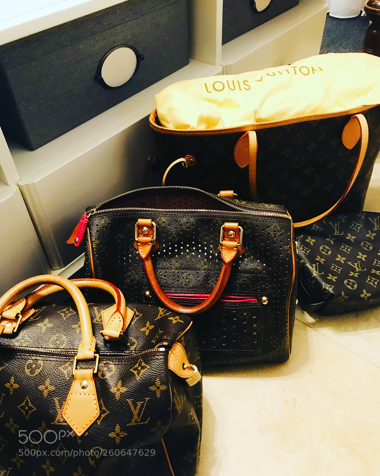 Apple iPhone 7 sample photo. Handbag love louis vuitton  photography