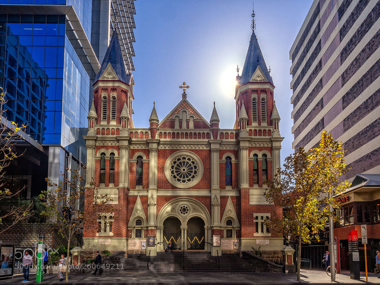 Olympus OM-D E-M10 sample photo. Perth city walk photography