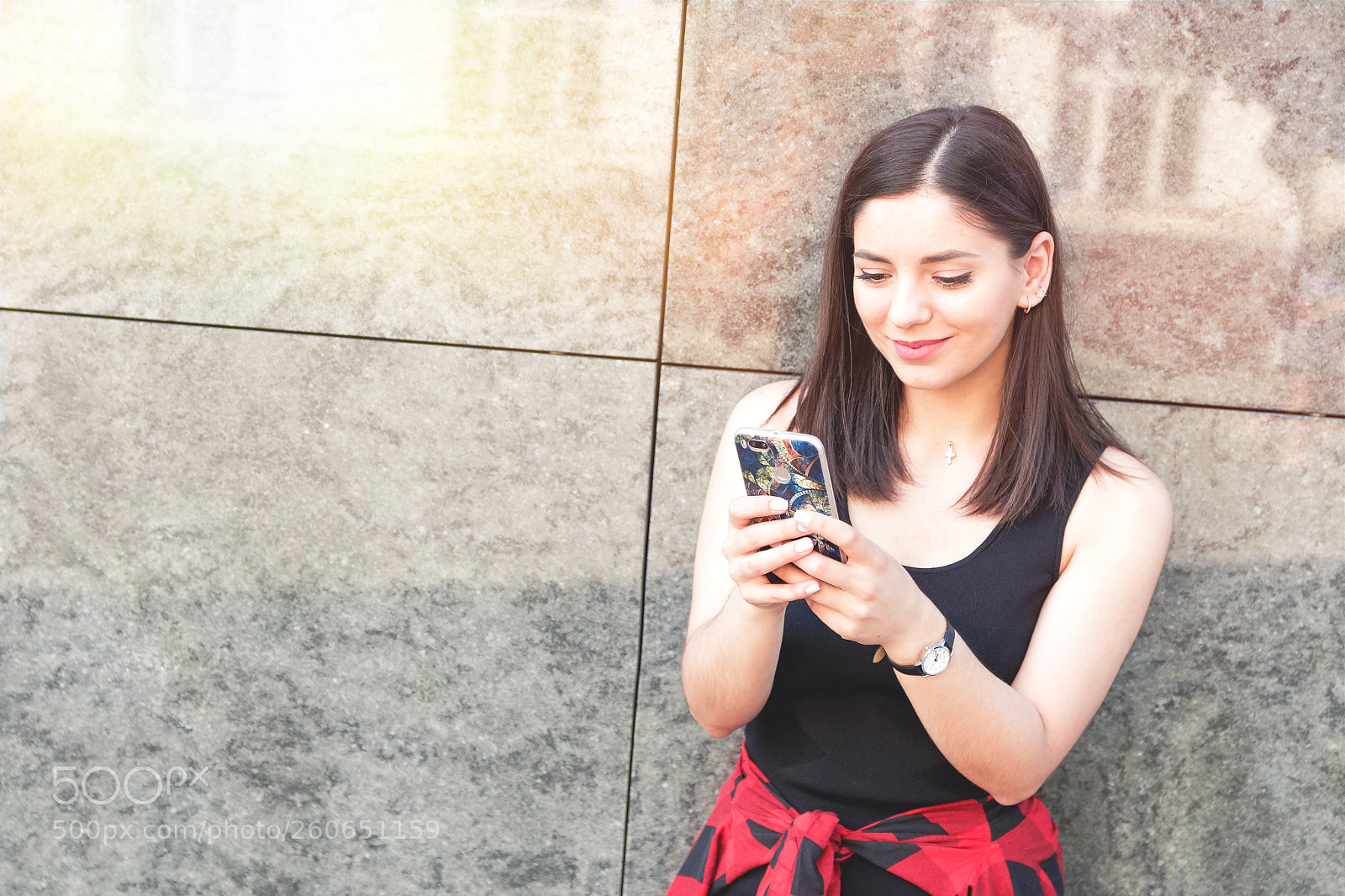 Canon EOS 70D sample photo. Happy girl texting on photography
