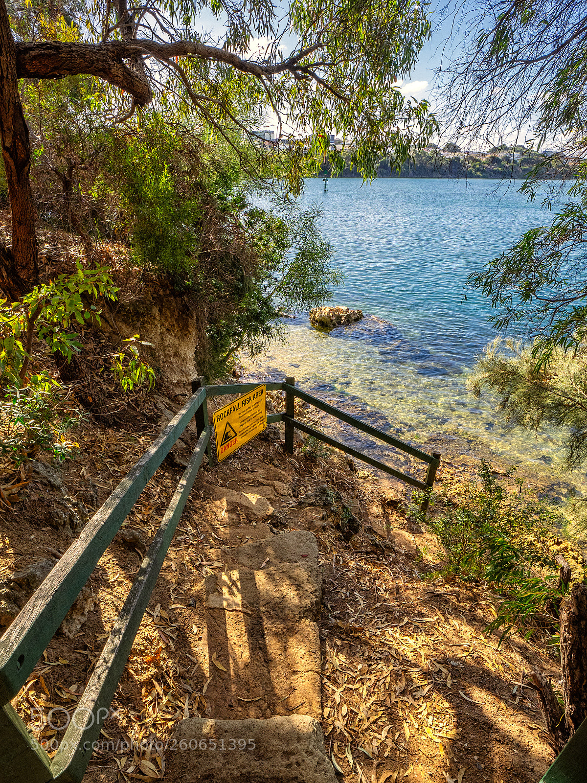 Olympus OM-D E-M1 sample photo. Minim cove to rocky photography
