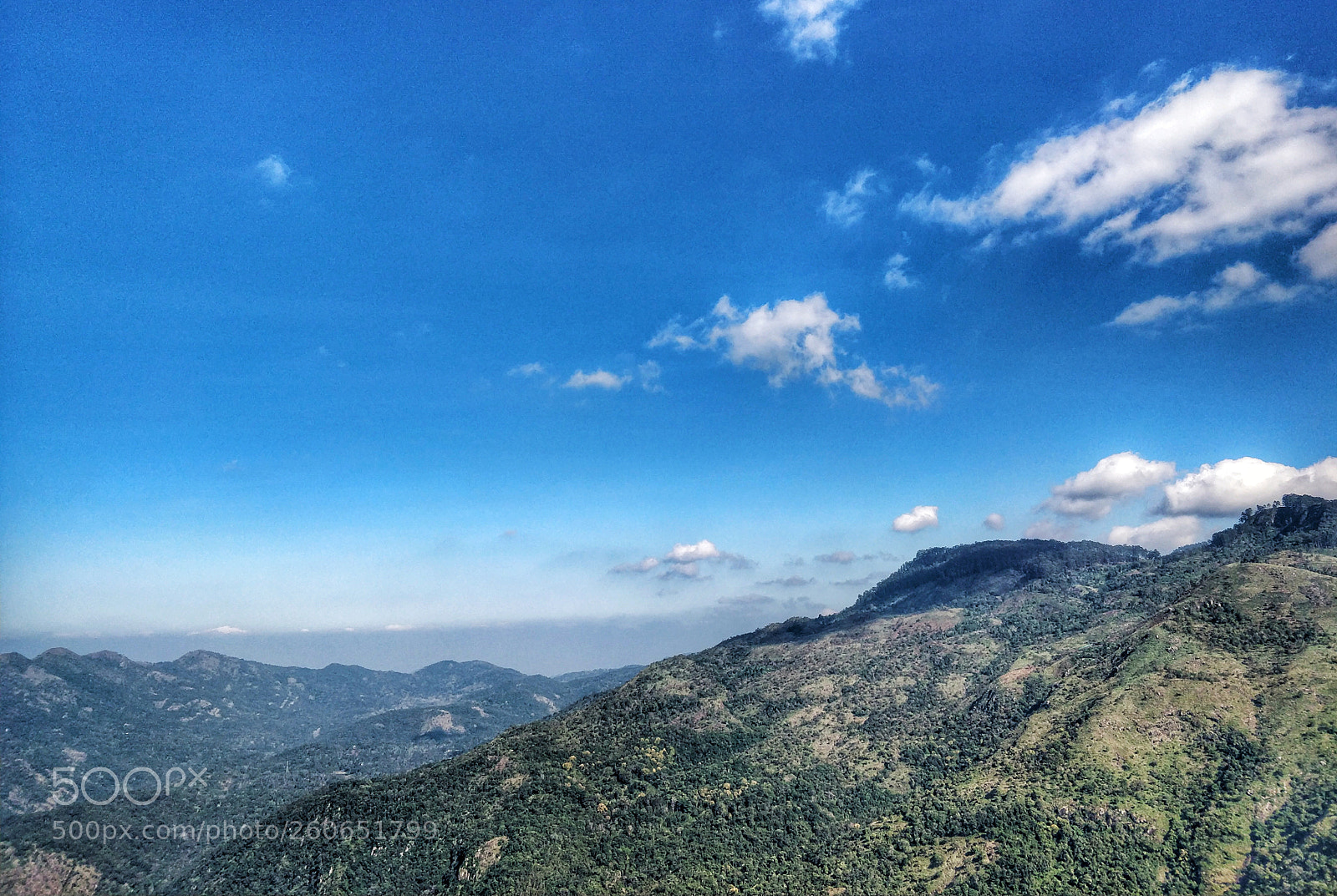 OnePlus 5 sample photo. The horizon 2 photography