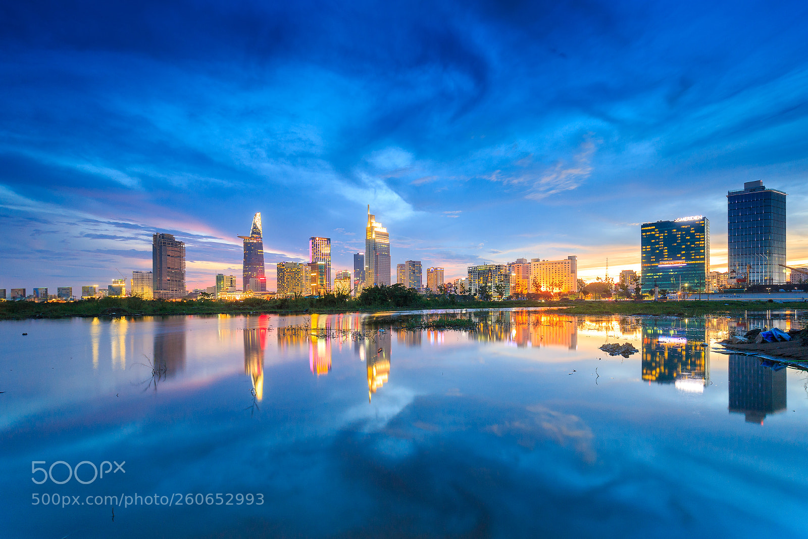 Canon EOS 6D sample photo. Saigon in the night photography