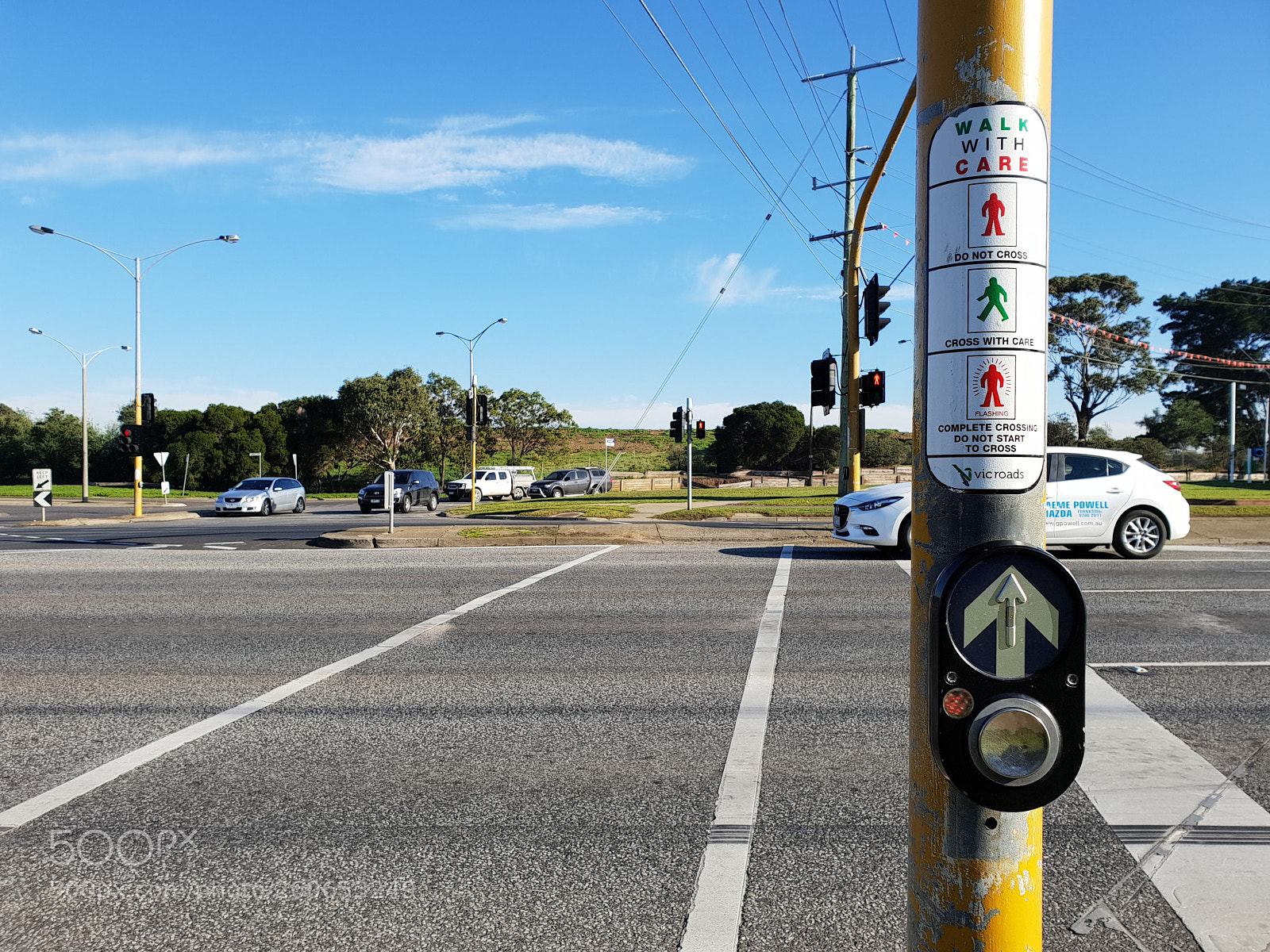 Samsung Galaxy S9+ sample photo. Traffic lights photography