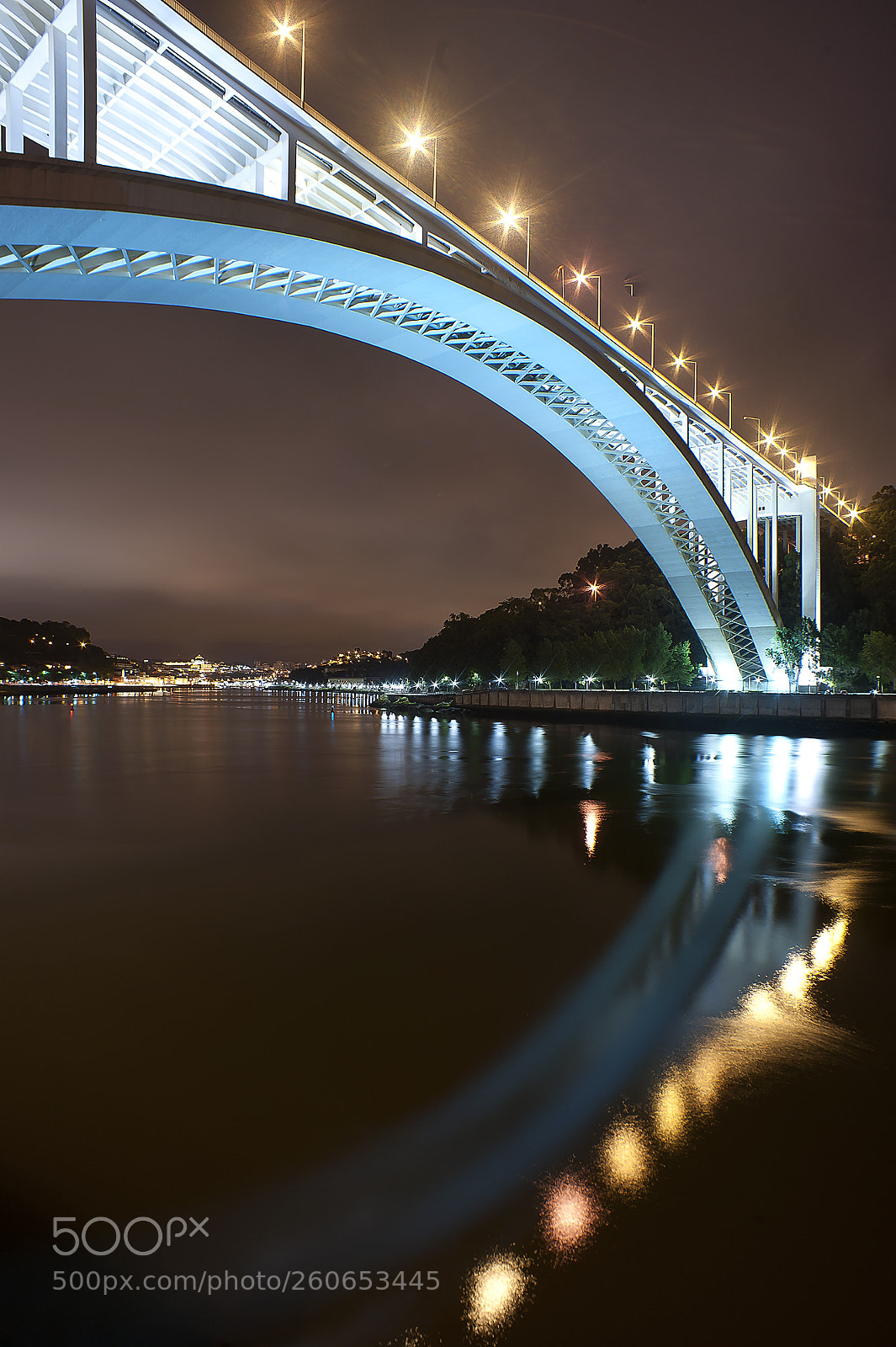 Nikon D700 sample photo. Big city lights... photography