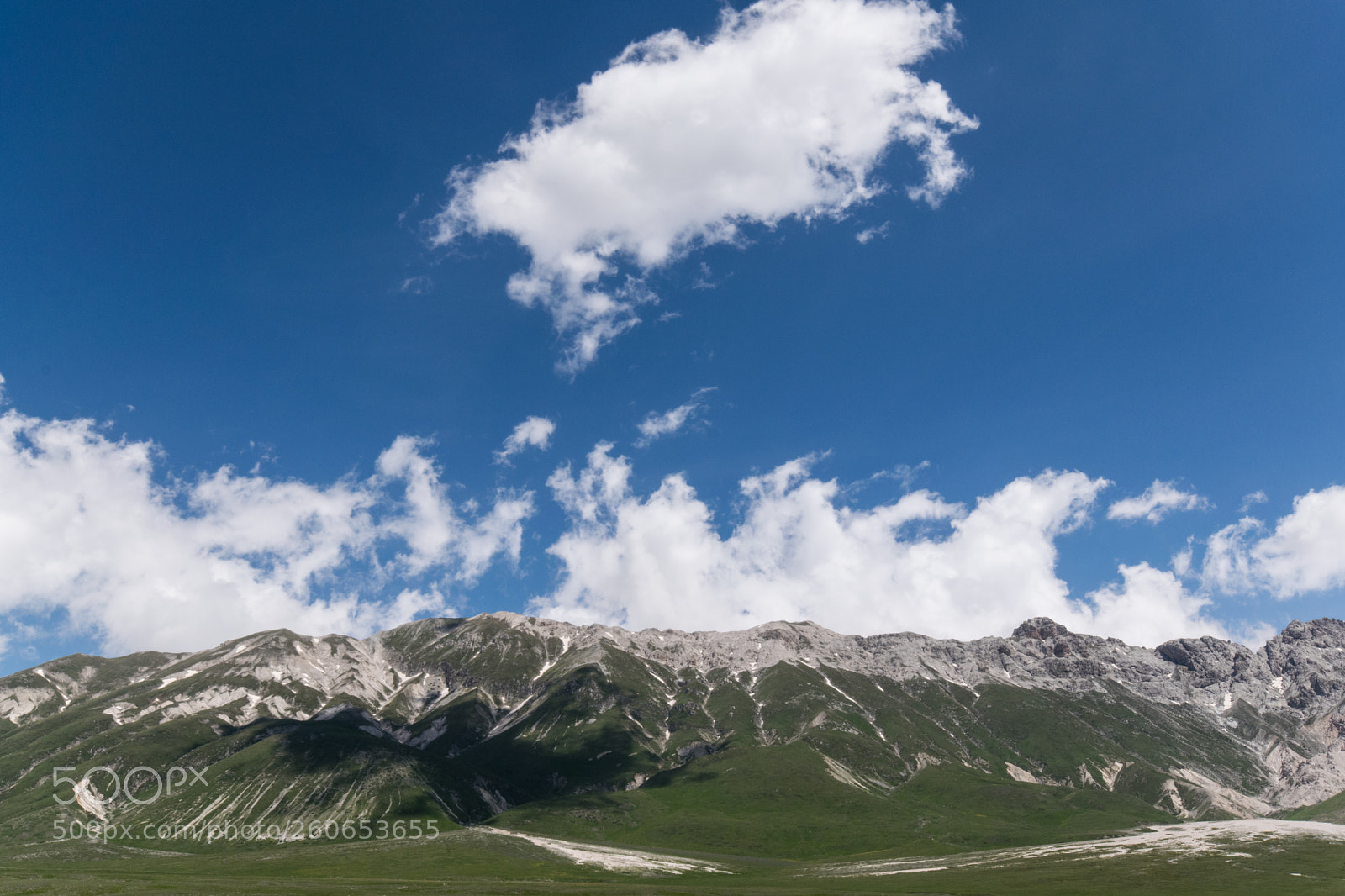 Nikon D5300 sample photo. Passing cloud photography