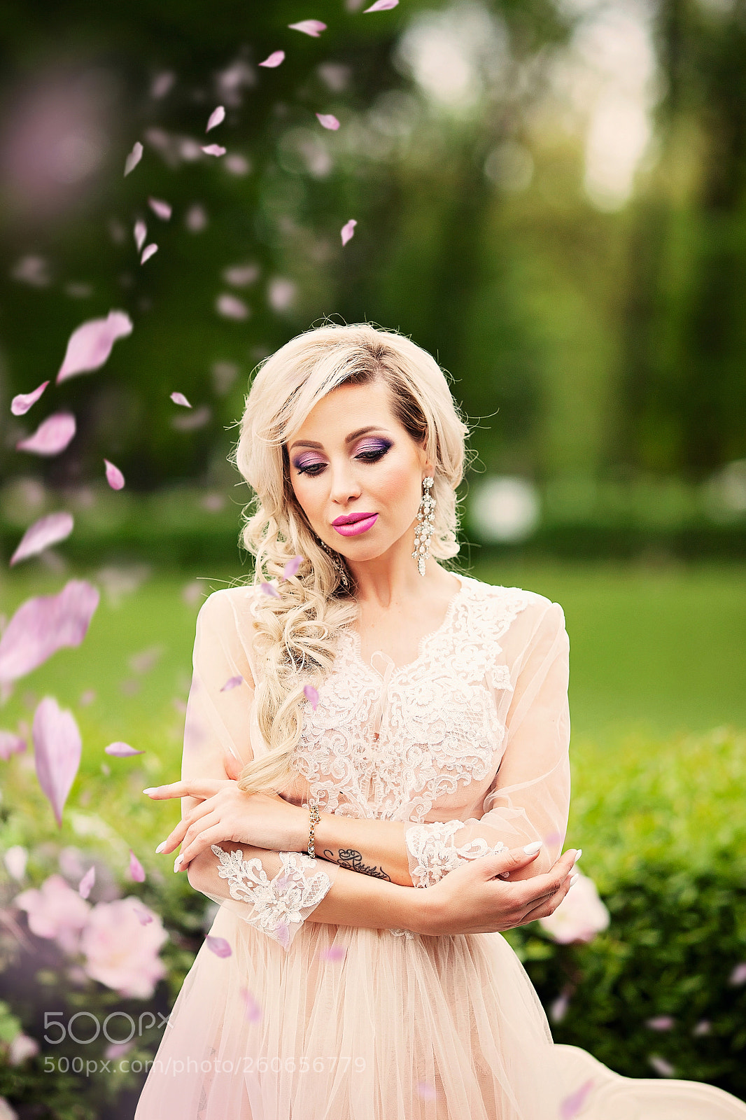 Canon EOS 5D Mark II sample photo. Hanna photography