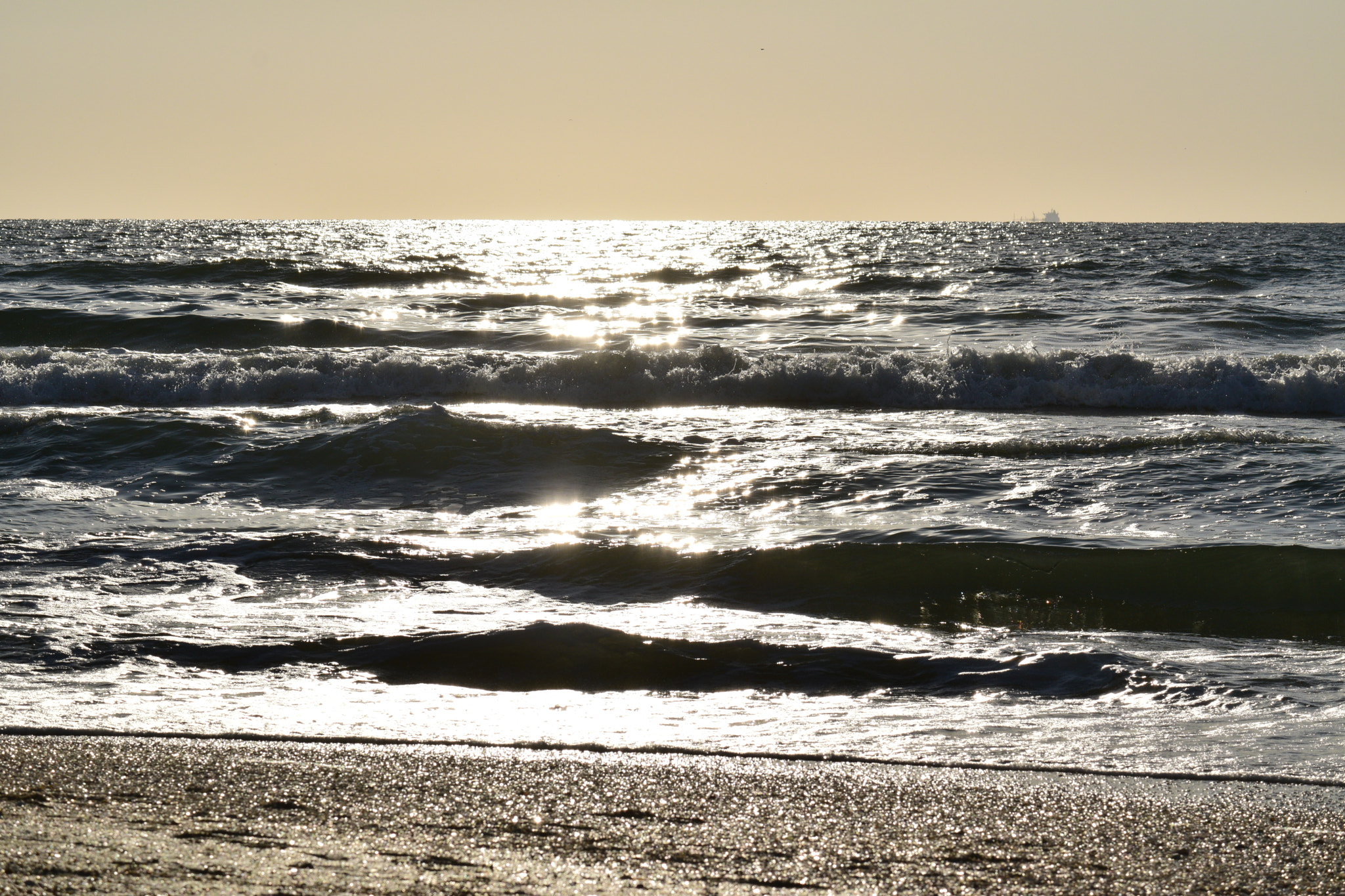 Nikon AF-S DX Micro-Nikkor 85mm F3.5G ED VR sample photo. Sunrise photography
