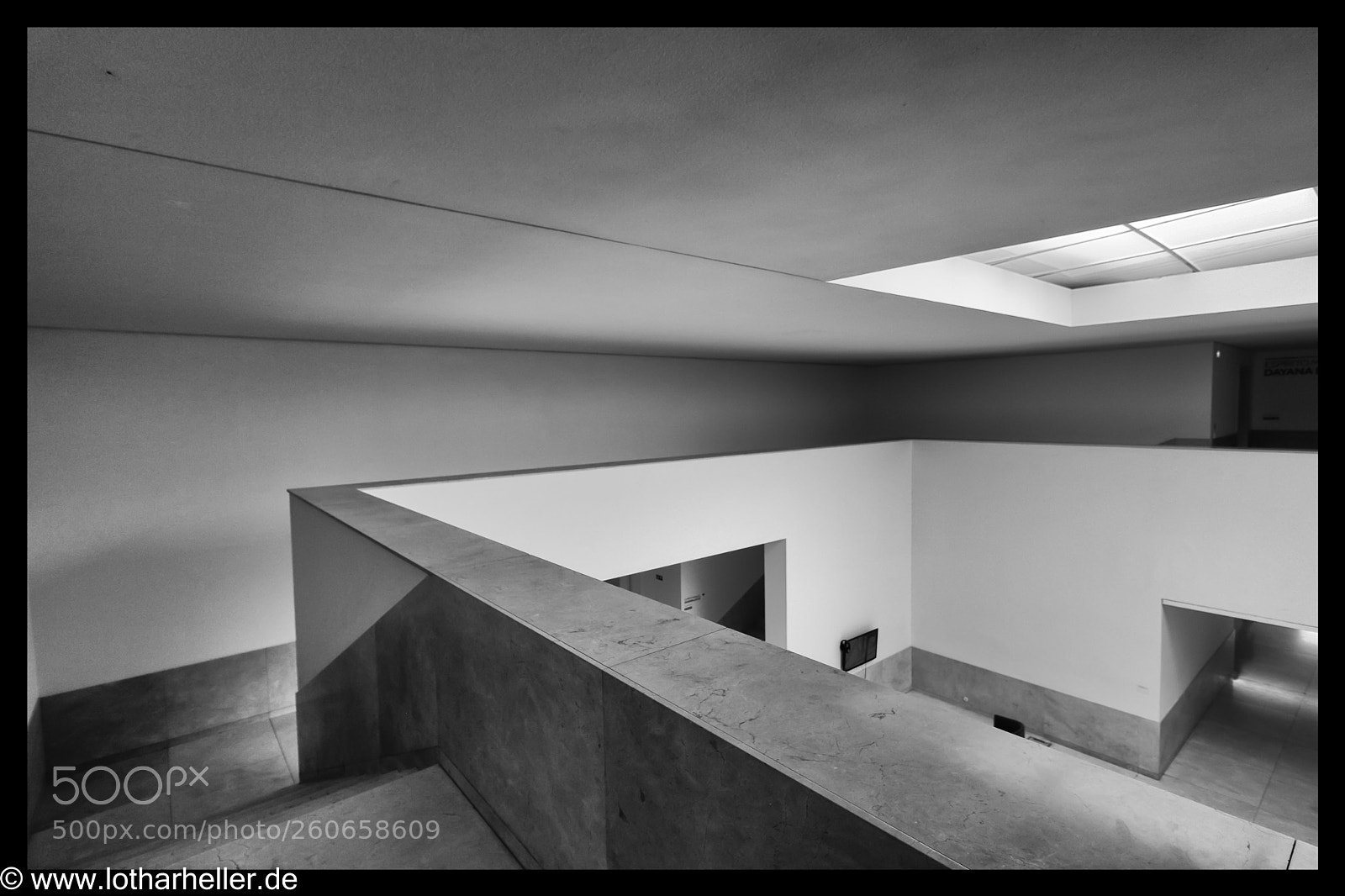 Canon EOS 750D (EOS Rebel T6i / EOS Kiss X8i) sample photo. Serralves bw photography