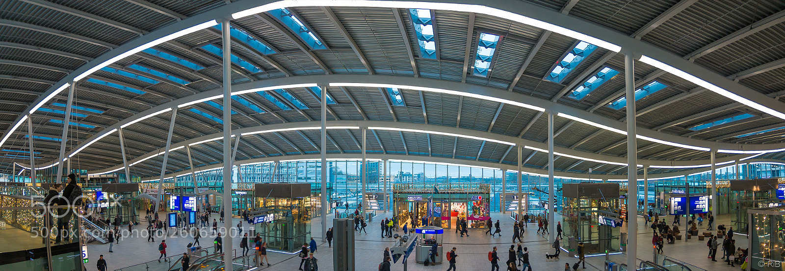 Canon EOS 70D sample photo. Central station, utrecht photography