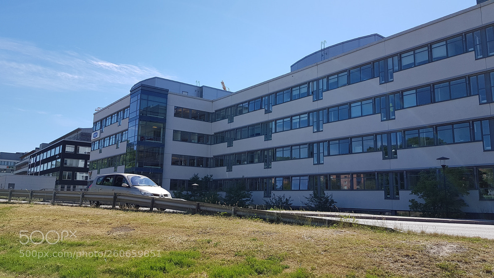Samsung Galaxy S8 sample photo. Office buildings close to photography