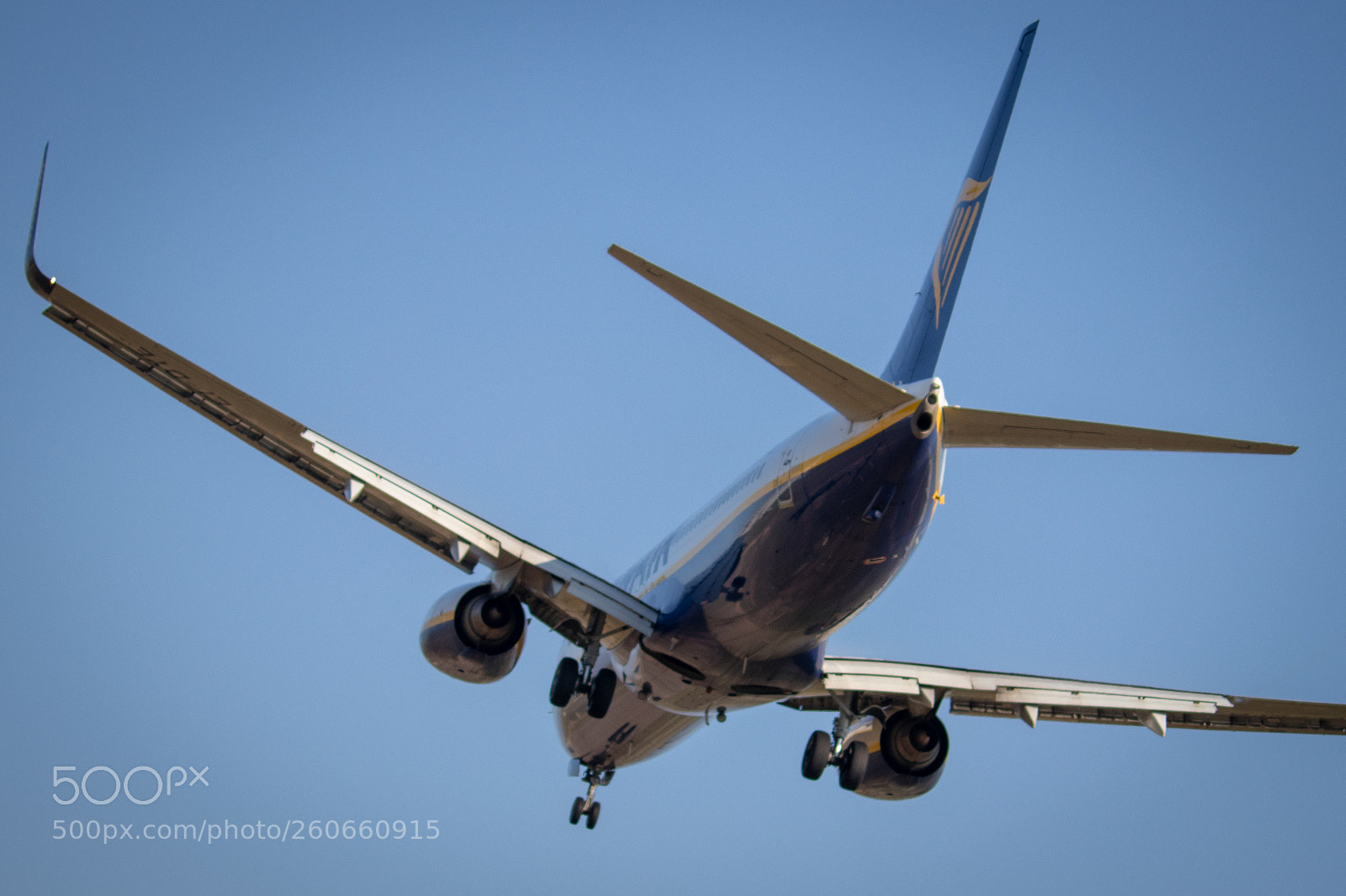 Canon EOS 80D sample photo. Ryanair photography