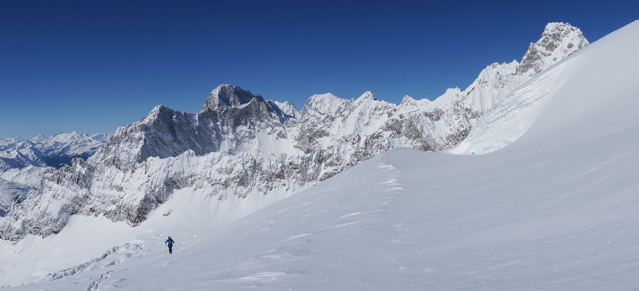 Sony Alpha NEX-6 sample photo. Mont dolent skitouring photography