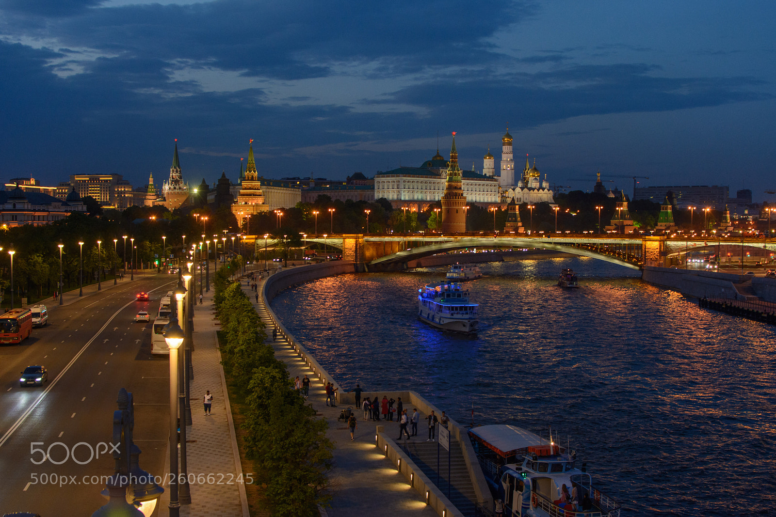 Nikon D5200 sample photo. Moscow blue hour photography