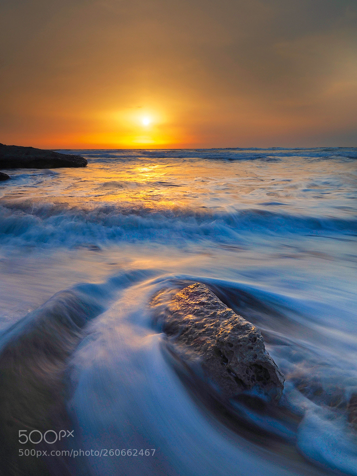 Olympus OM-D E-M5 II sample photo. Un rayo de sol photography