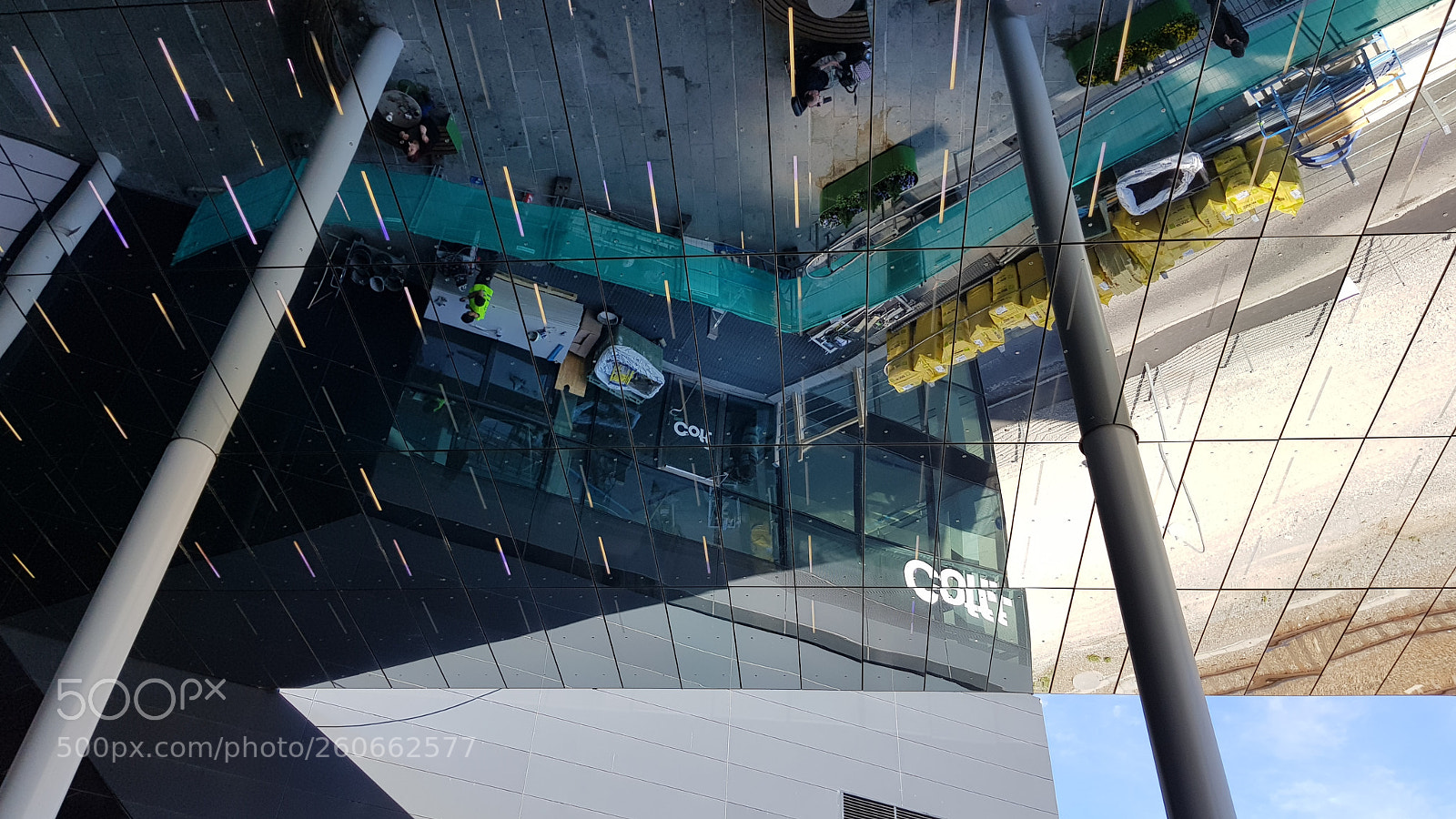 Samsung Galaxy S8 sample photo. Looking at the roof photography