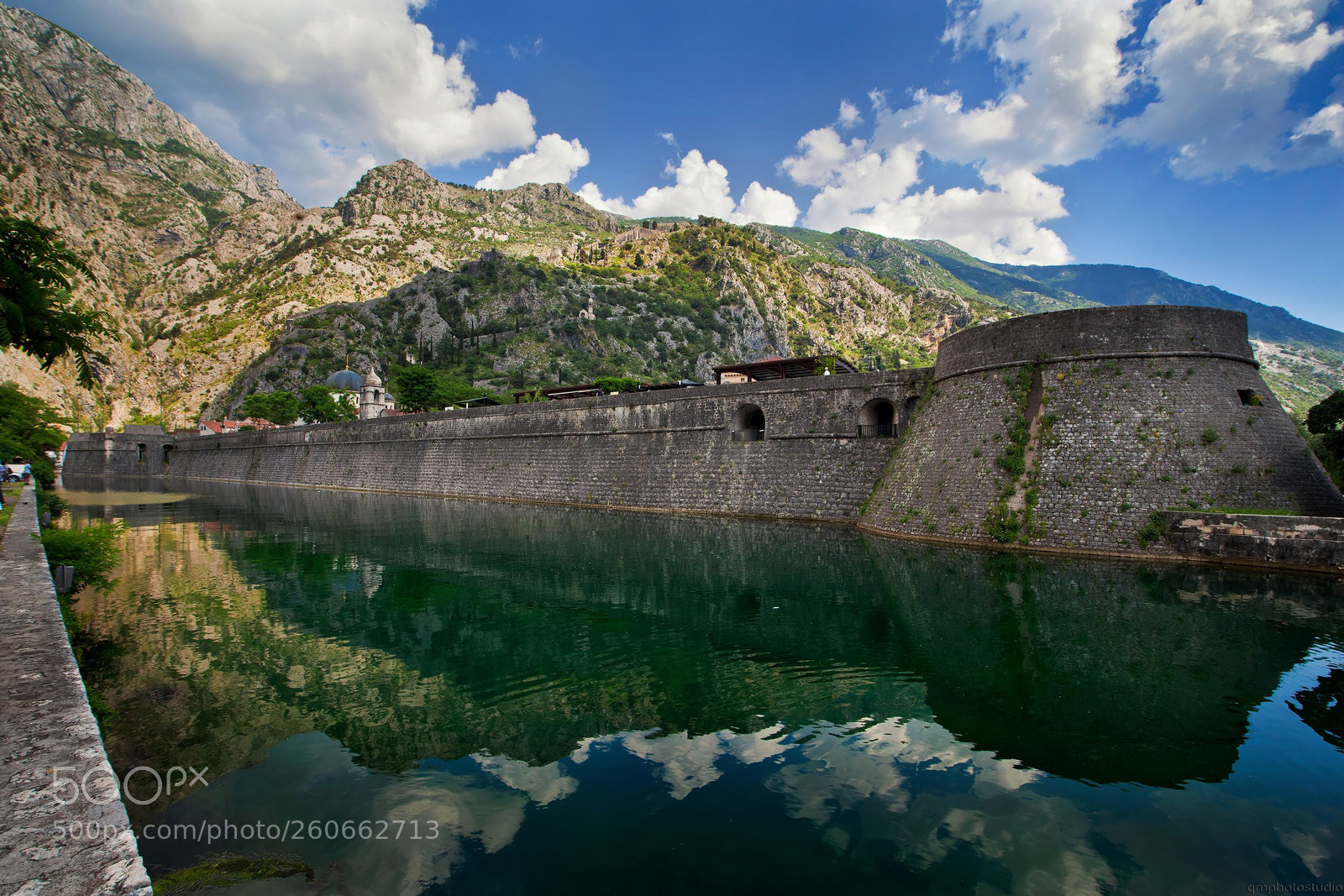 Canon EOS 5D Mark II sample photo. Walls of the kotor photography