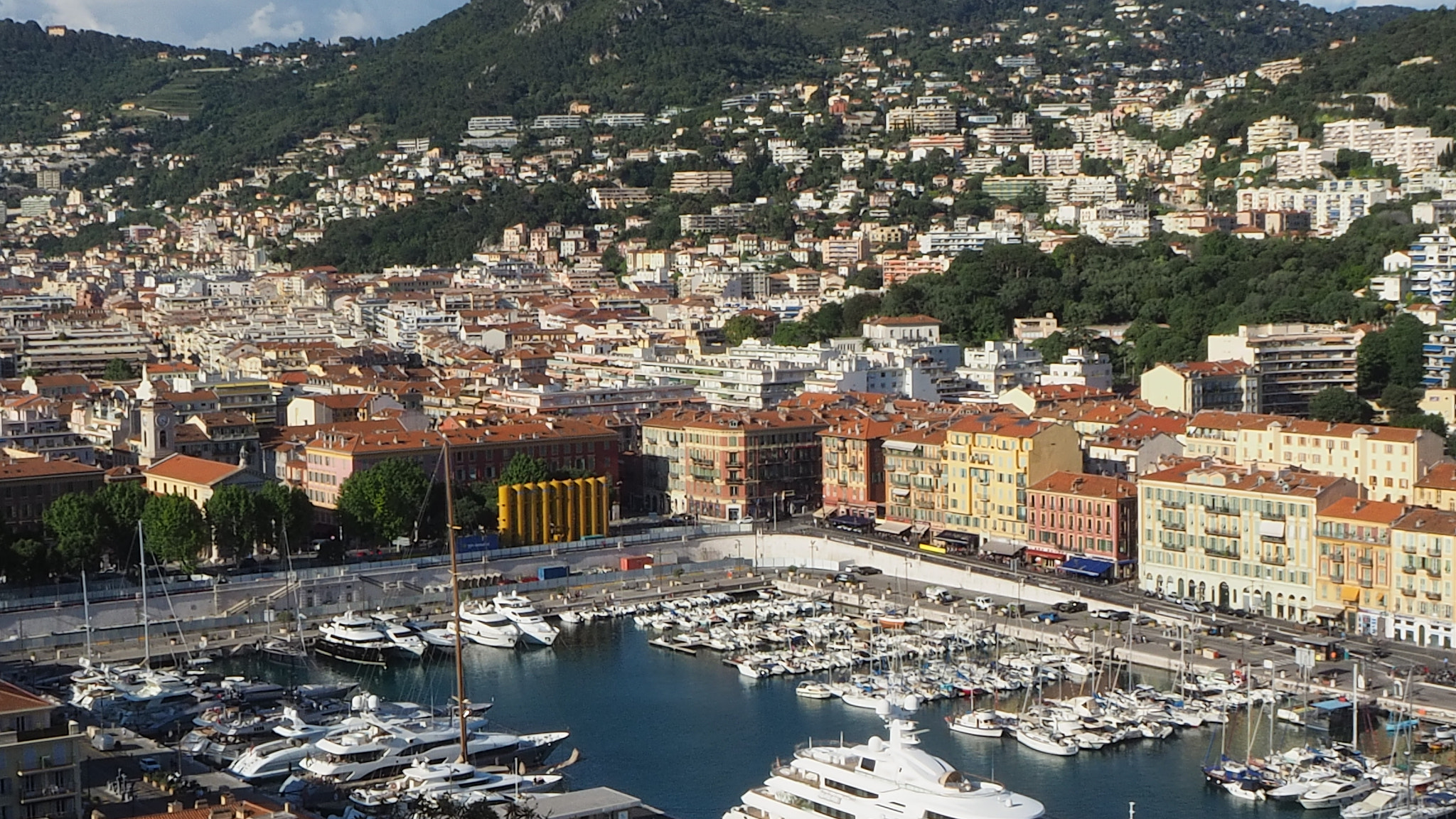 Olympus OM-D E-M10 III sample photo. Nice, france photography