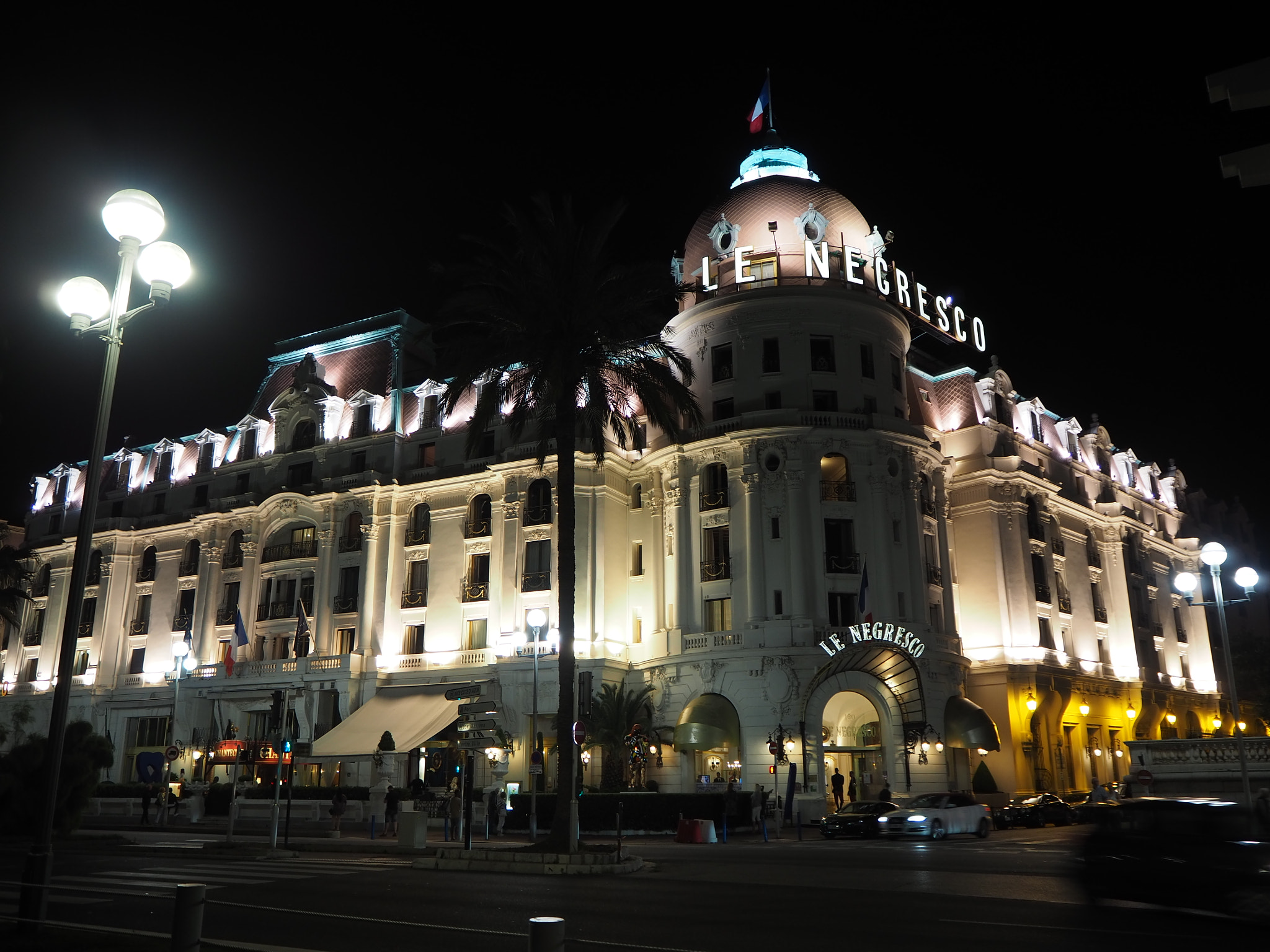 Olympus OM-D E-M10 III sample photo. Nice, france photography