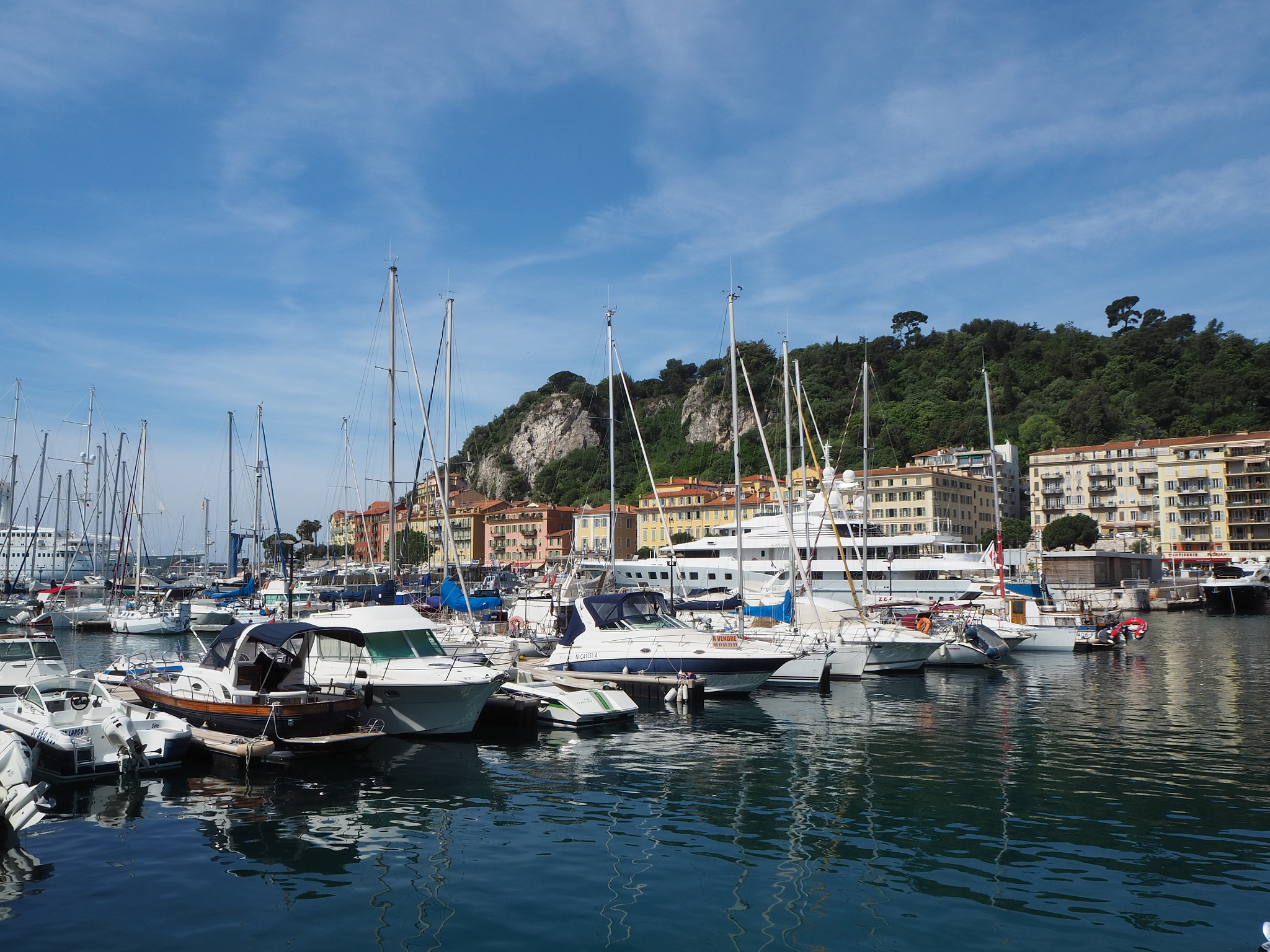 Olympus OM-D E-M10 III sample photo. Nice, france photography
