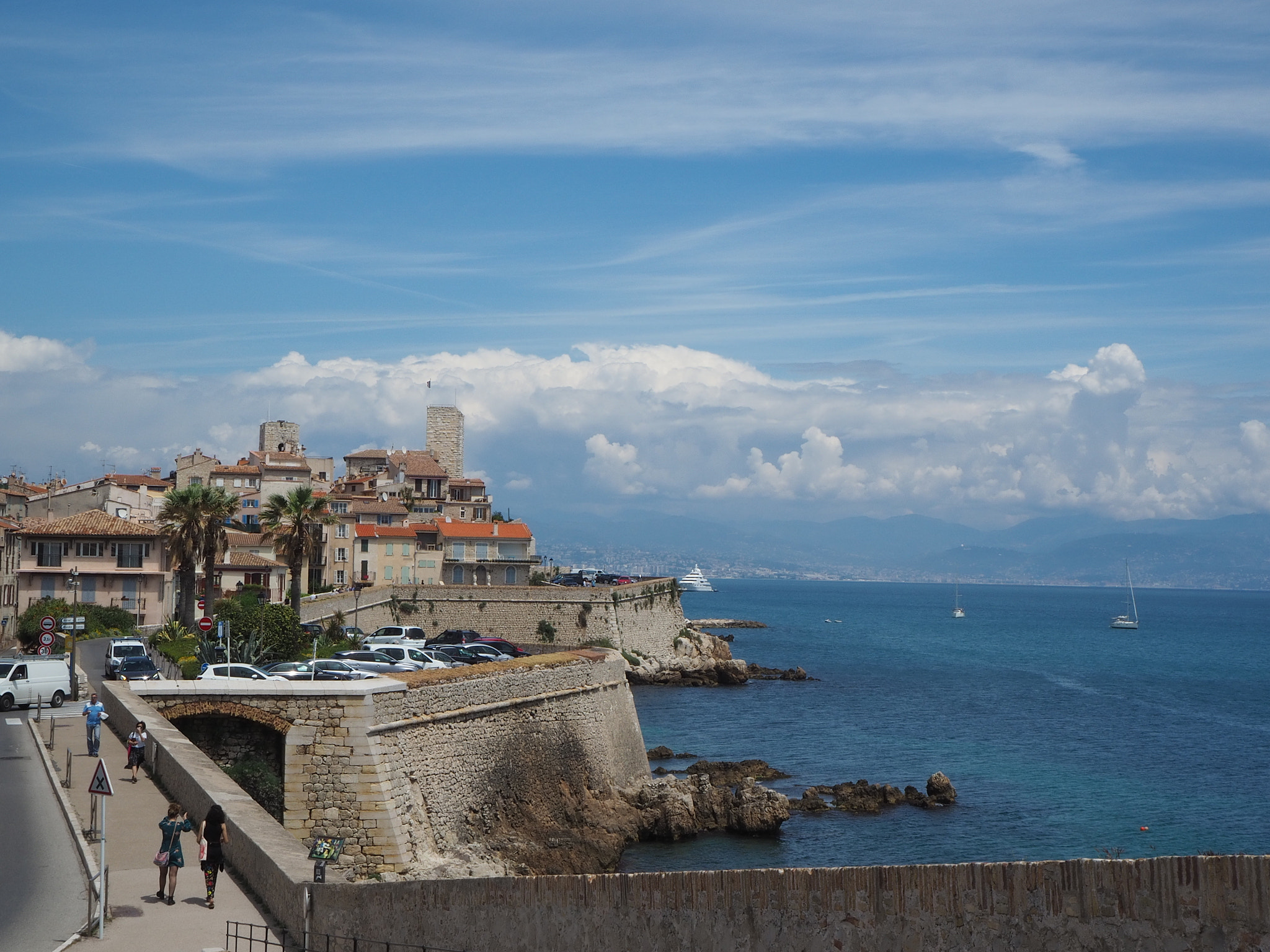 Olympus OM-D E-M10 III sample photo. Nice, france photography