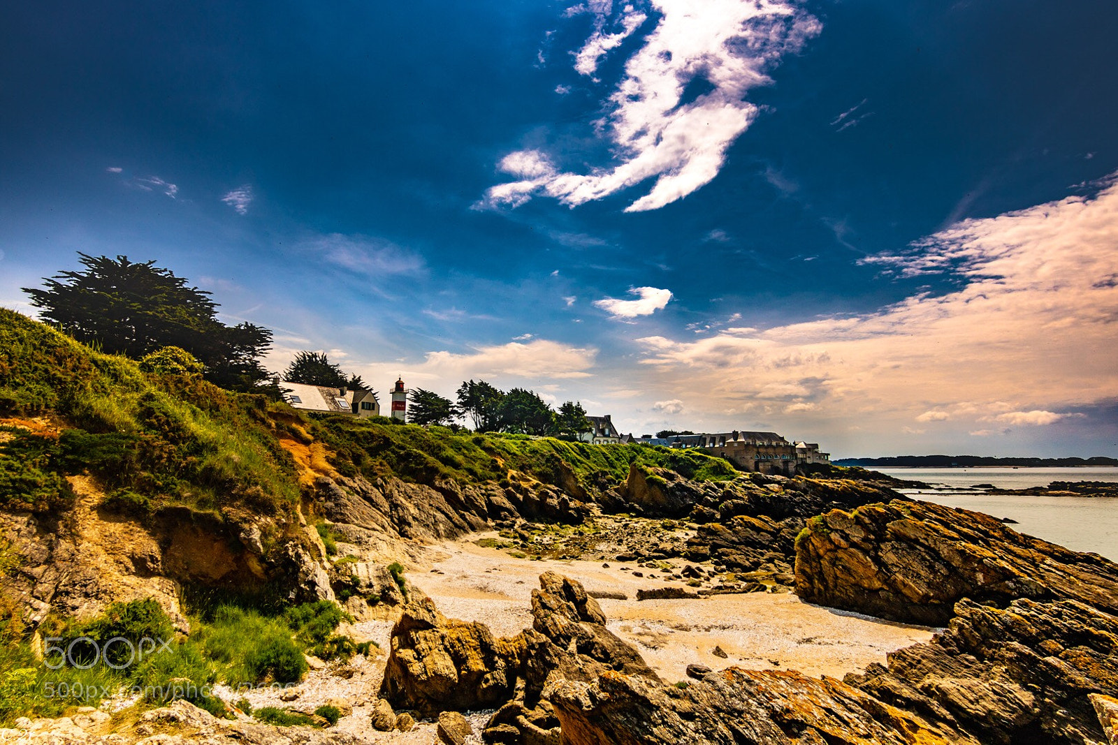 Canon EOS 750D (EOS Rebel T6i / EOS Kiss X8i) sample photo. Lighthouse pen lan billiers photography