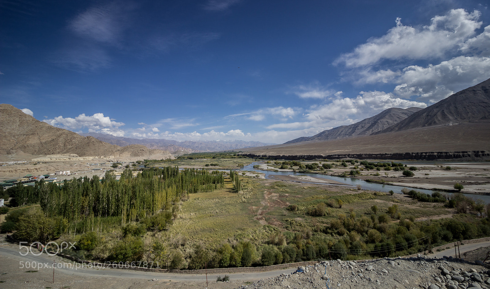 Canon EOS 600D (Rebel EOS T3i / EOS Kiss X5) sample photo. Panorama photography