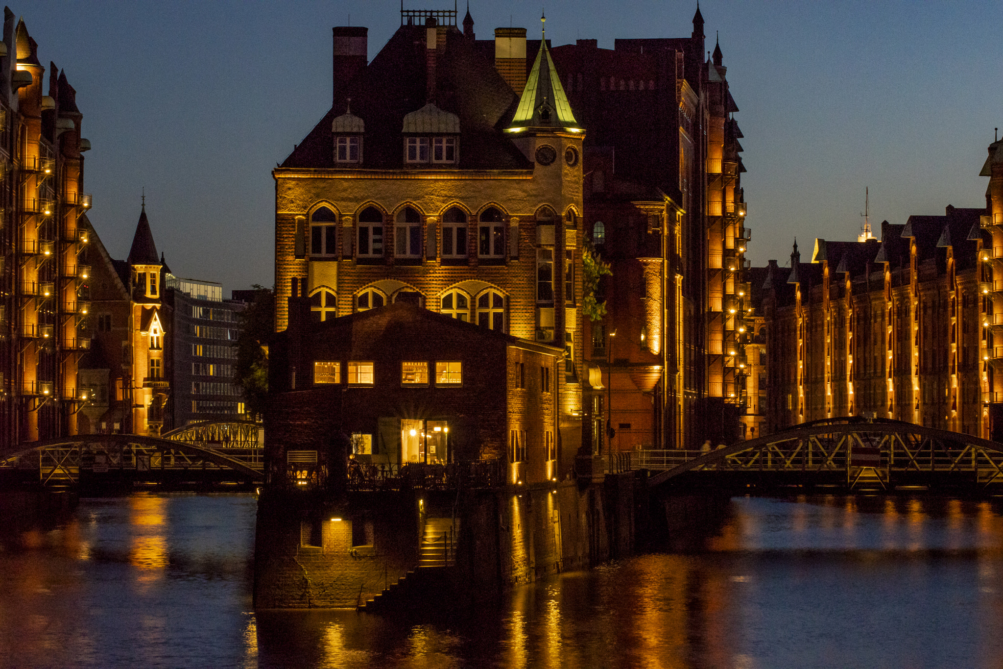 Sony SLT-A68 sample photo. Speichstadt 1 photography