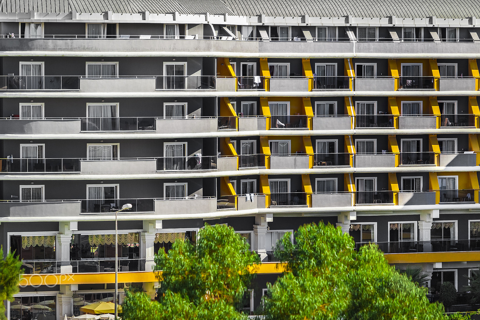 Canon EOS-1D Mark IV sample photo. Modern grey and yellow hotel photography