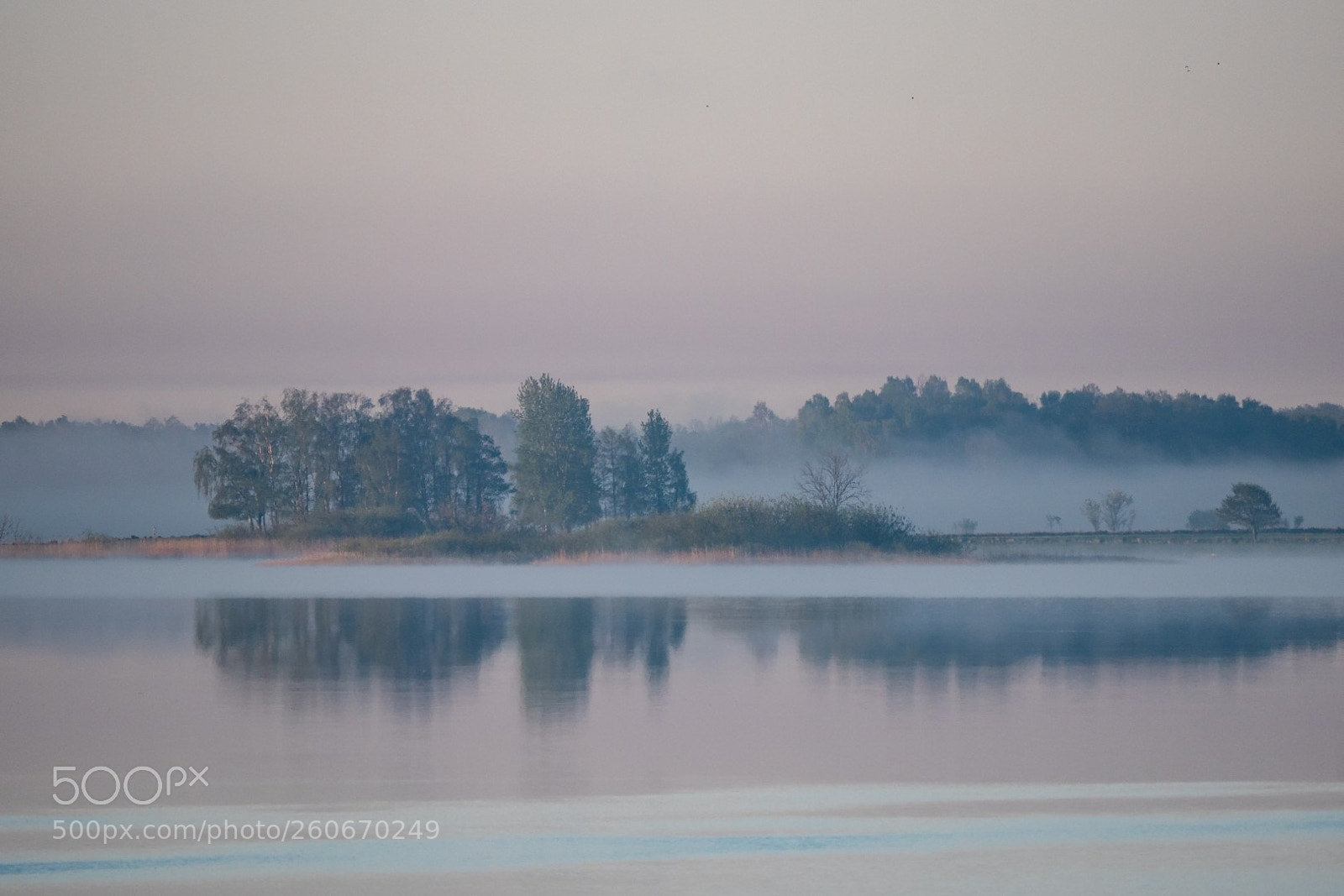 Panasonic Lumix DMC-GX85 (Lumix DMC-GX80 / Lumix DMC-GX7 Mark II) sample photo. Lake in early morning photography