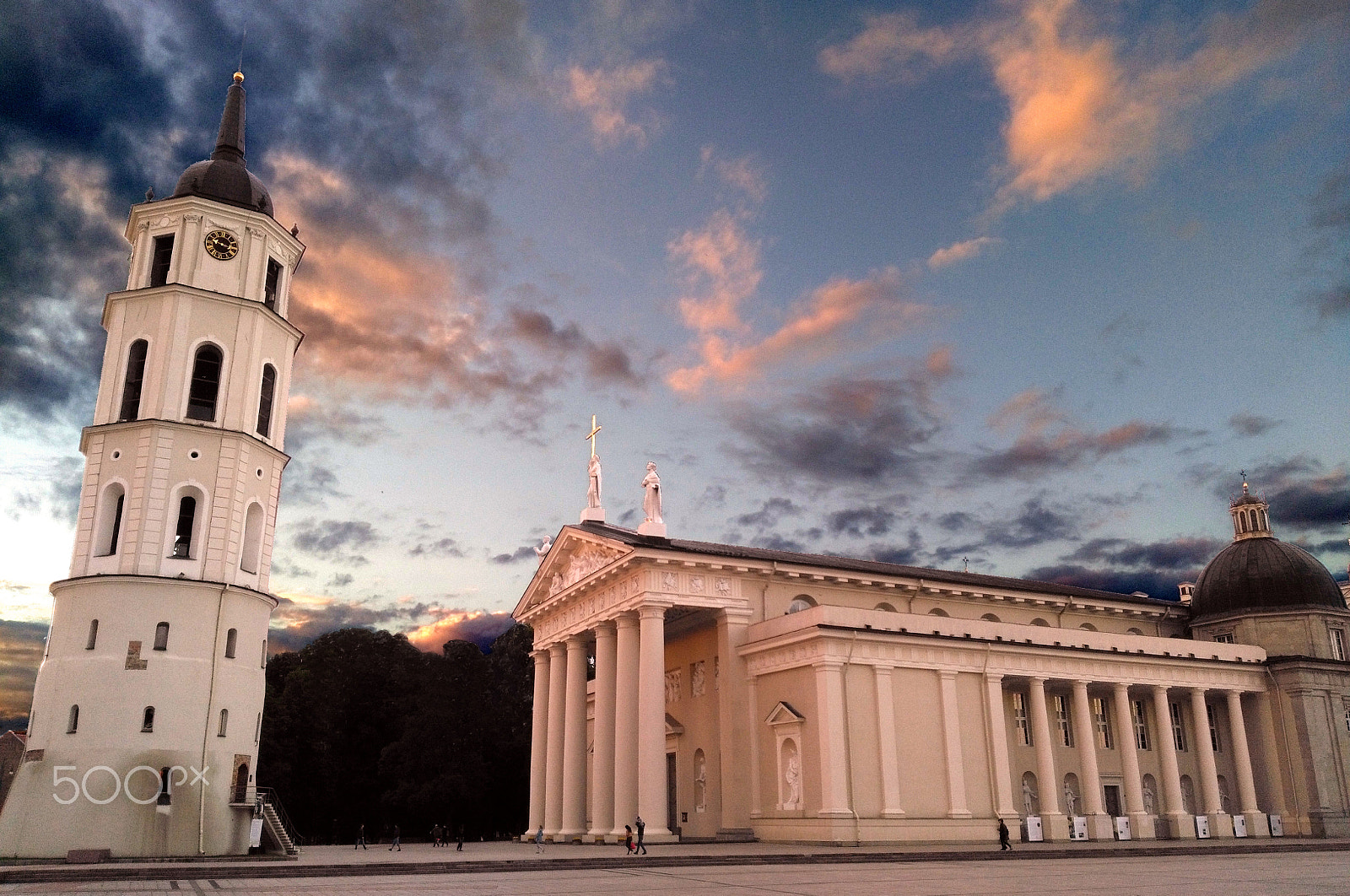 HUAWEI Honor 5X sample photo. Colourful clouds over vilnius cathedral photography