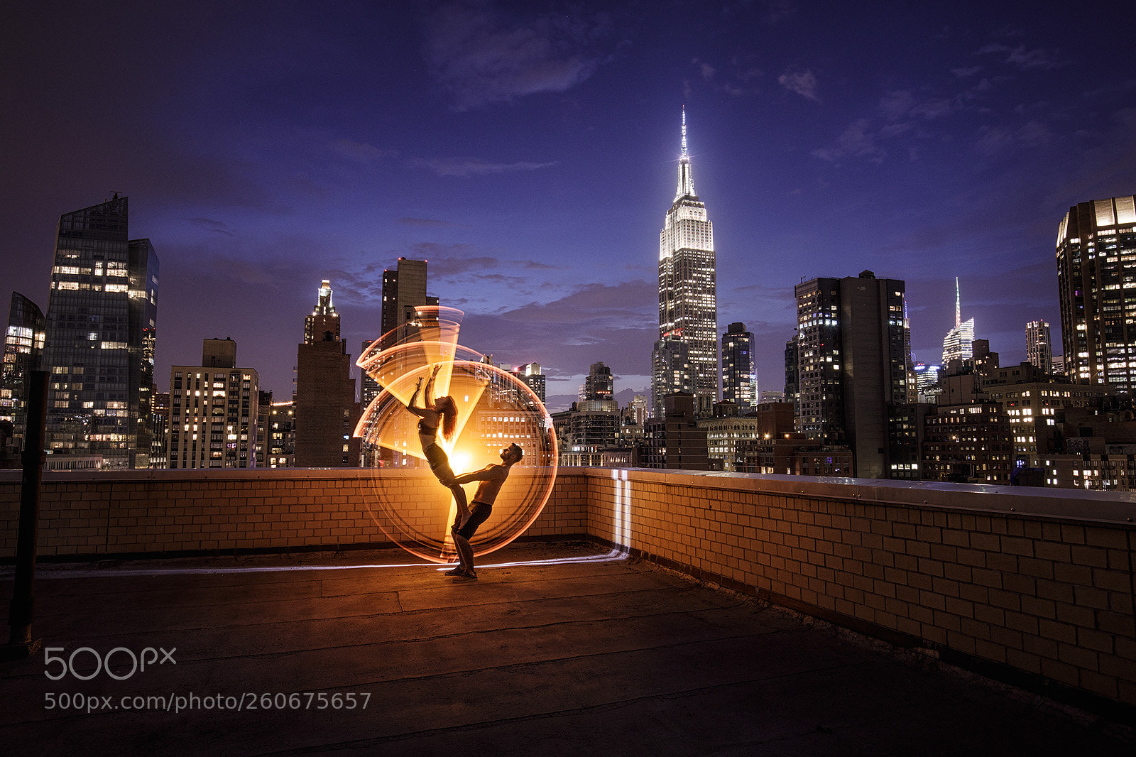 Canon EOS 5D Mark IV sample photo. Light-painting in nyc photography
