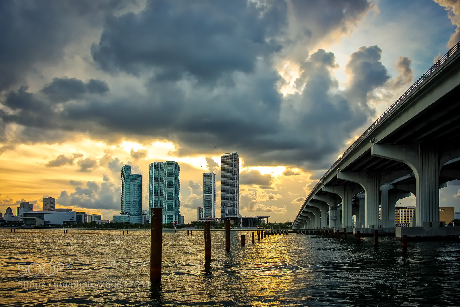 Nikon D610 sample photo. The city sunset photography