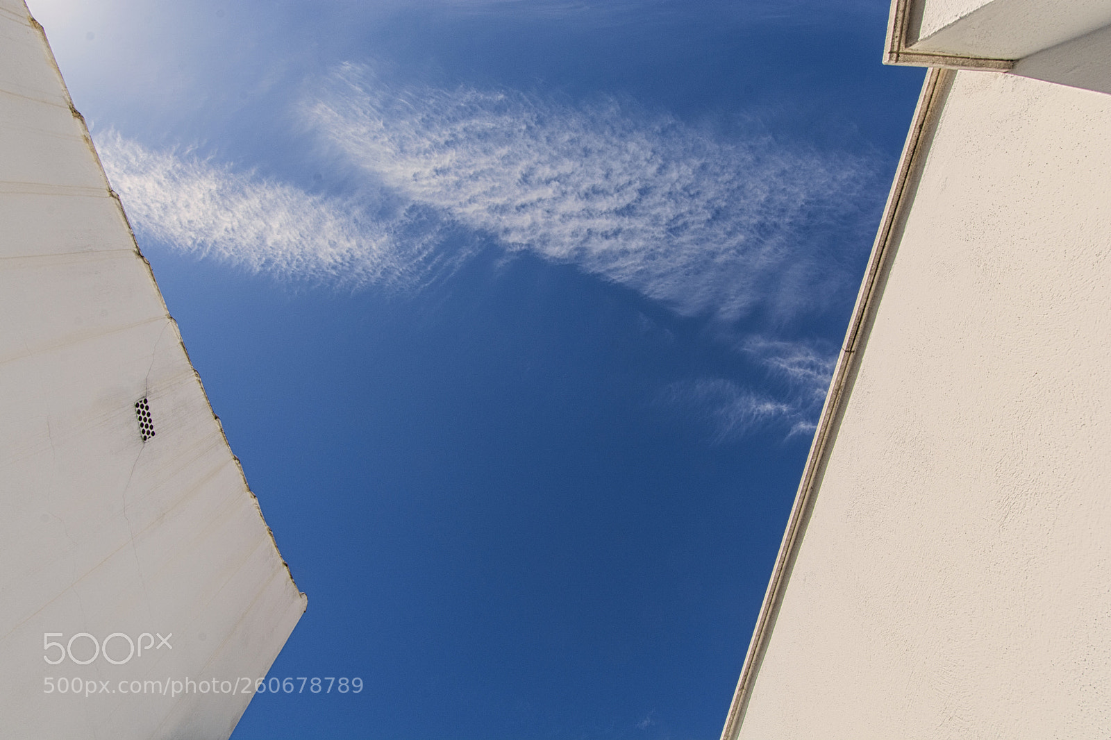 Nikon D7100 sample photo. Blue/white photography