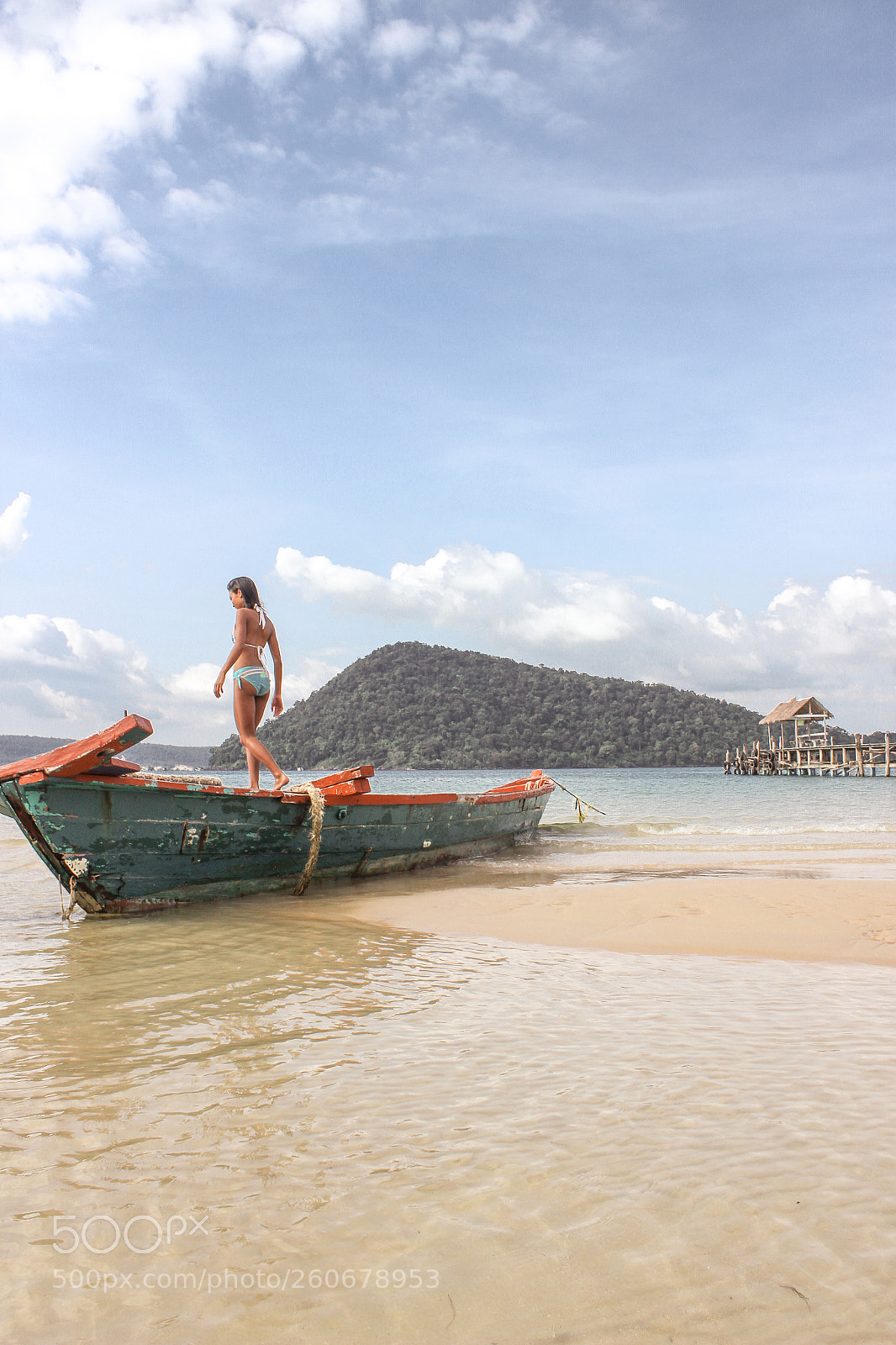 Canon EOS 600D (Rebel EOS T3i / EOS Kiss X5) sample photo. Girl at the beach photography