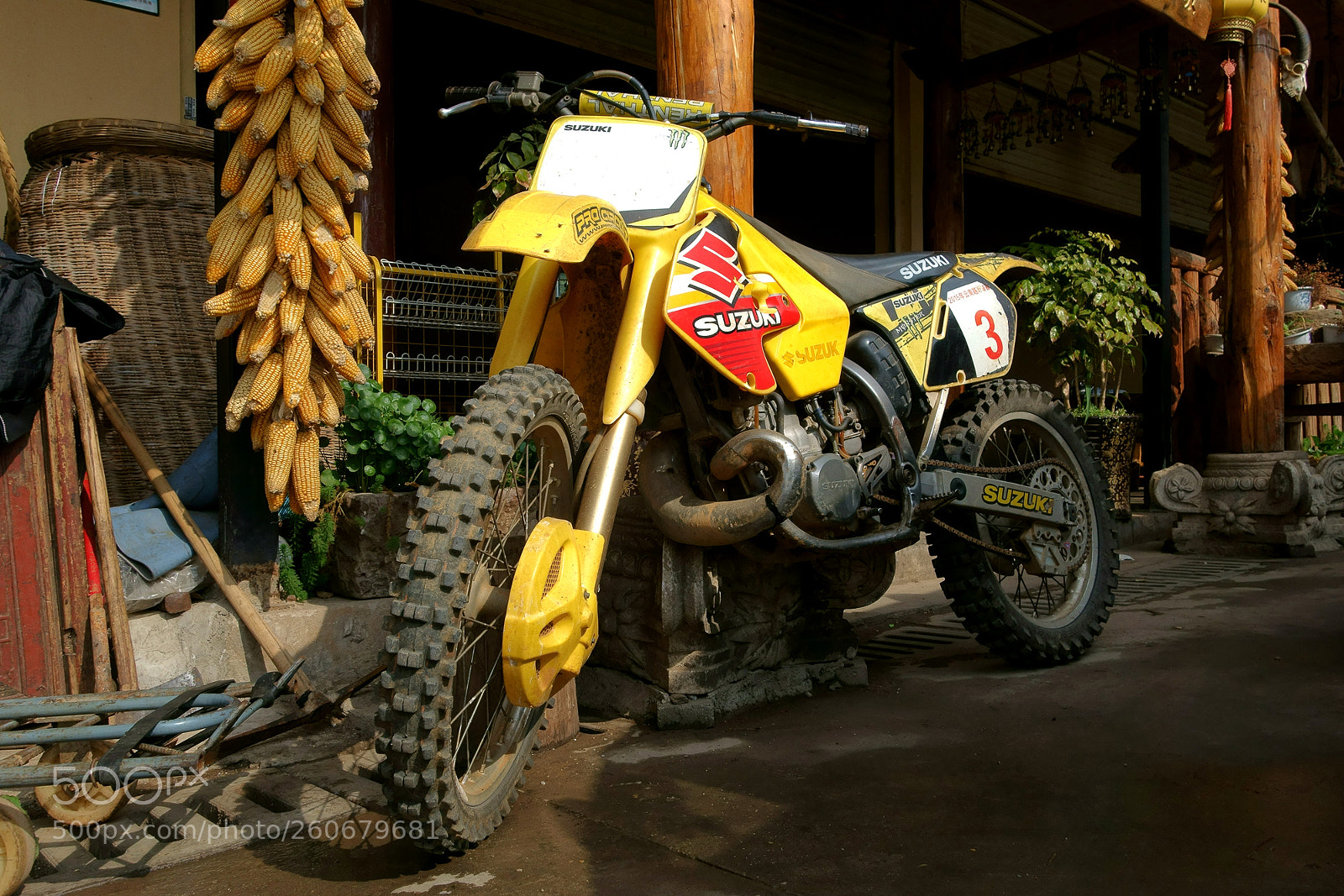 Sony Cyber-shot DSC-RX100 II sample photo. 摩托车 photography