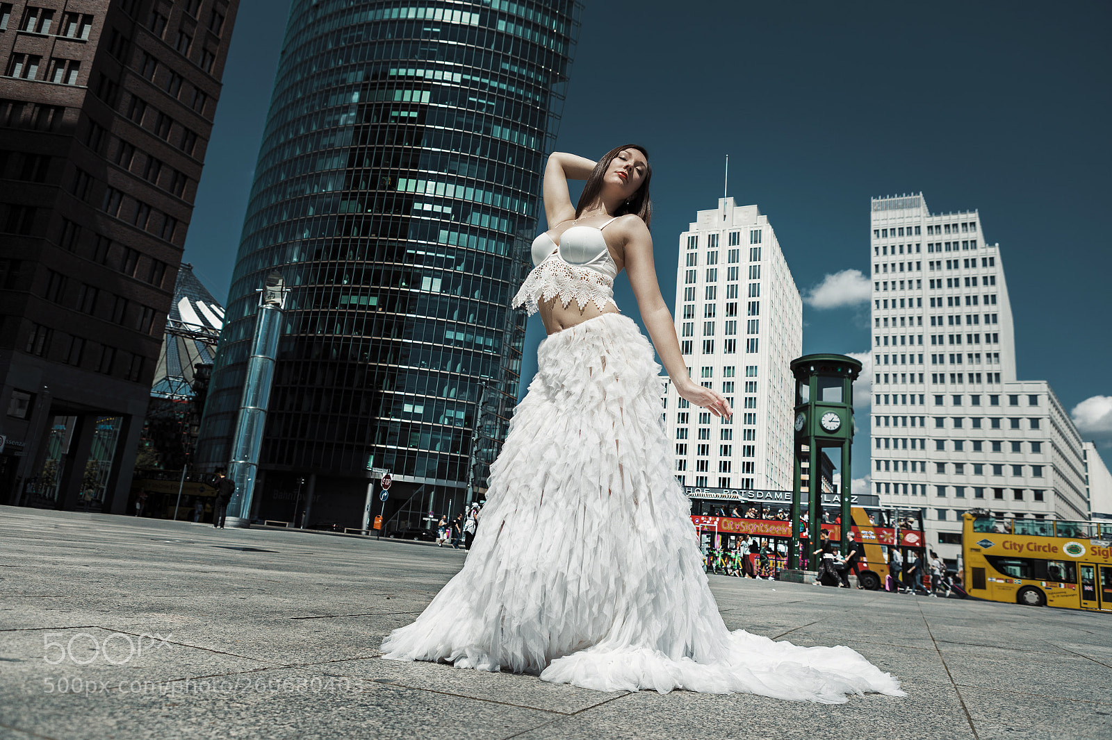 Canon EOS 5D Mark IV sample photo. Historyfashiontour 1 photography