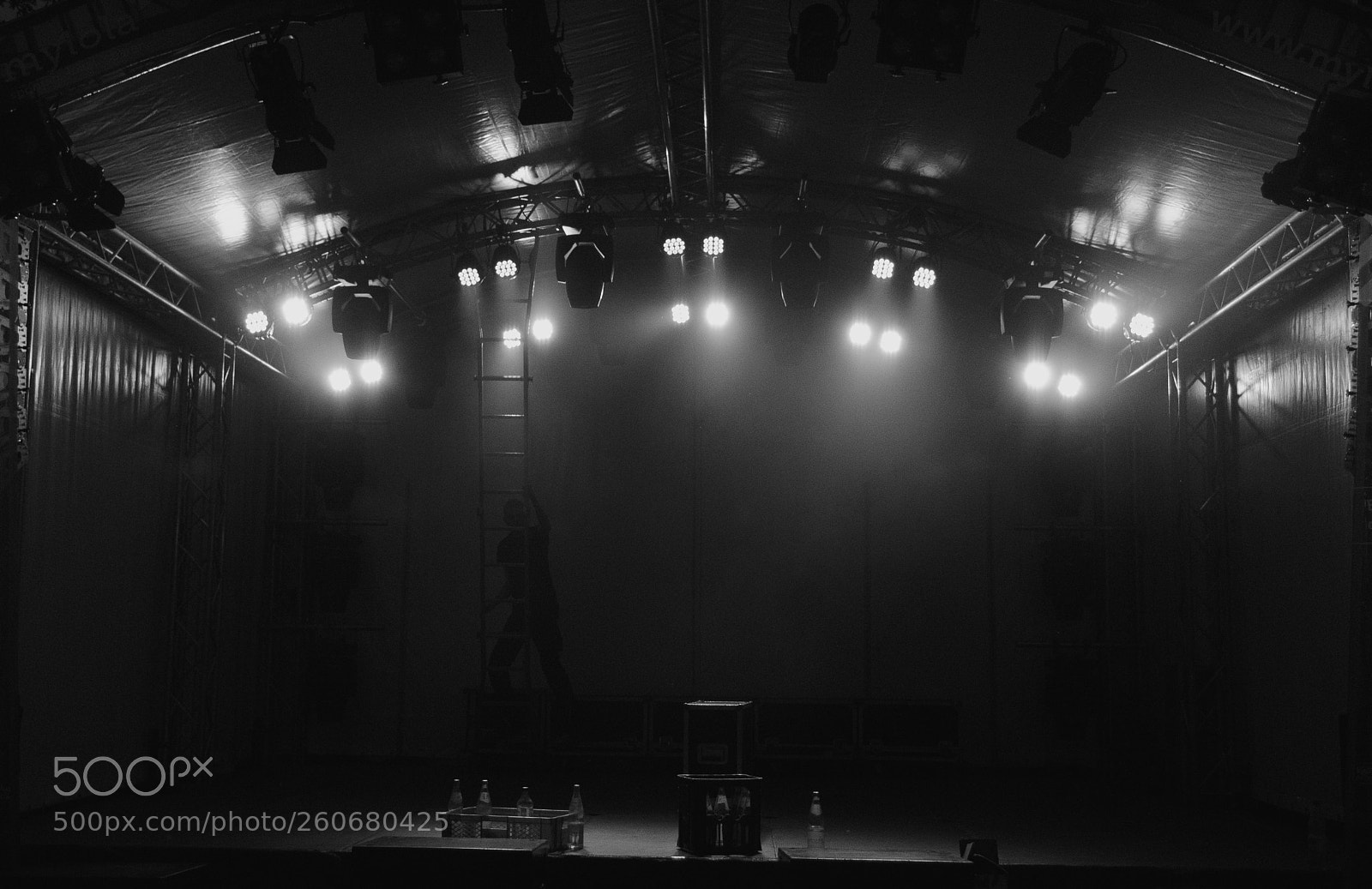 Nikon D5100 sample photo. Maiwoche stage photography