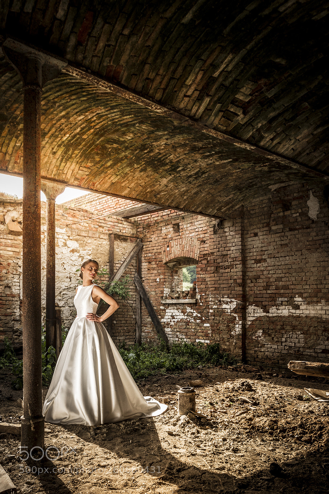 Canon EOS 7D sample photo. In a dress photography