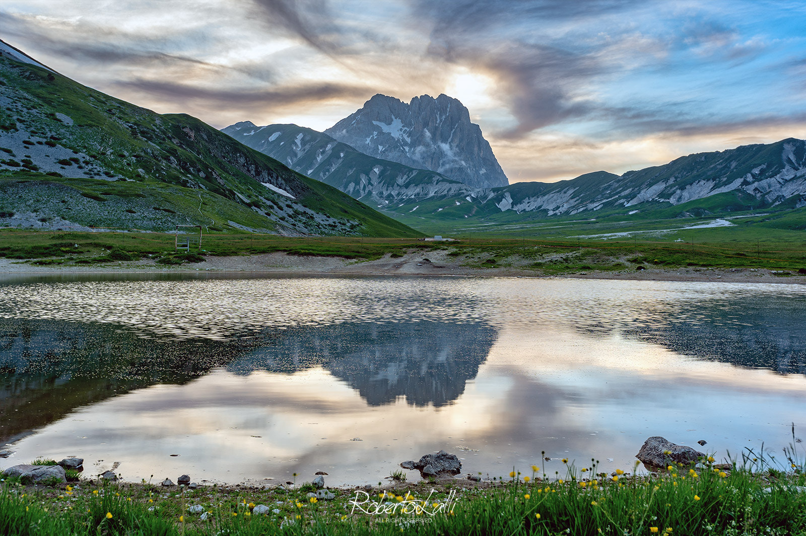 Canon EF 17-40mm F4L USM sample photo. Gran sasso photography