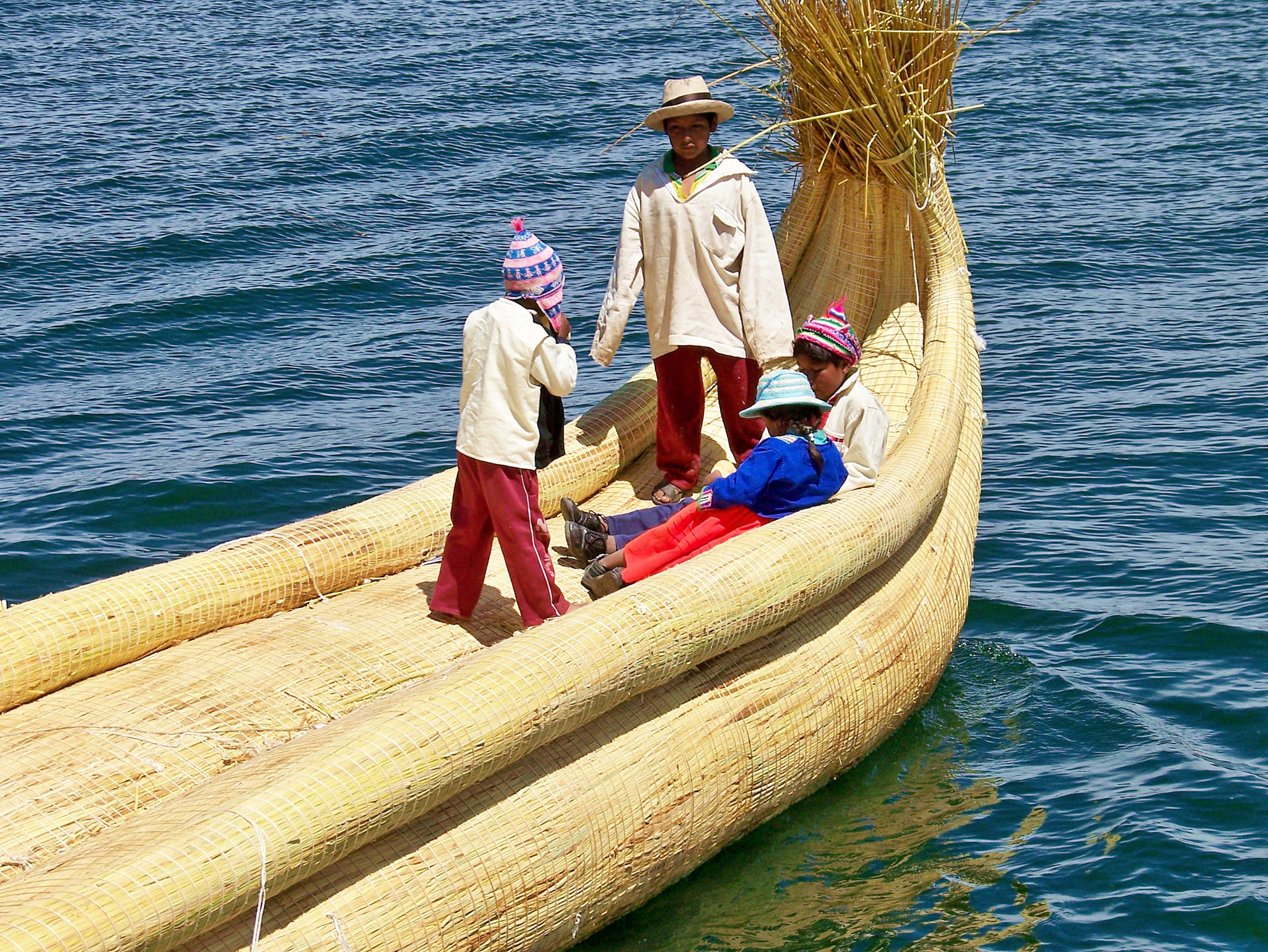 Kodak Z612 ZOOM DIGITAL CAMERA sample photo. Lake titicaca - floating islands photography