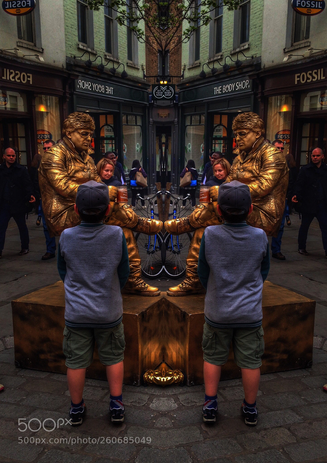 Apple iPhone 5 sample photo. Mirroring photography