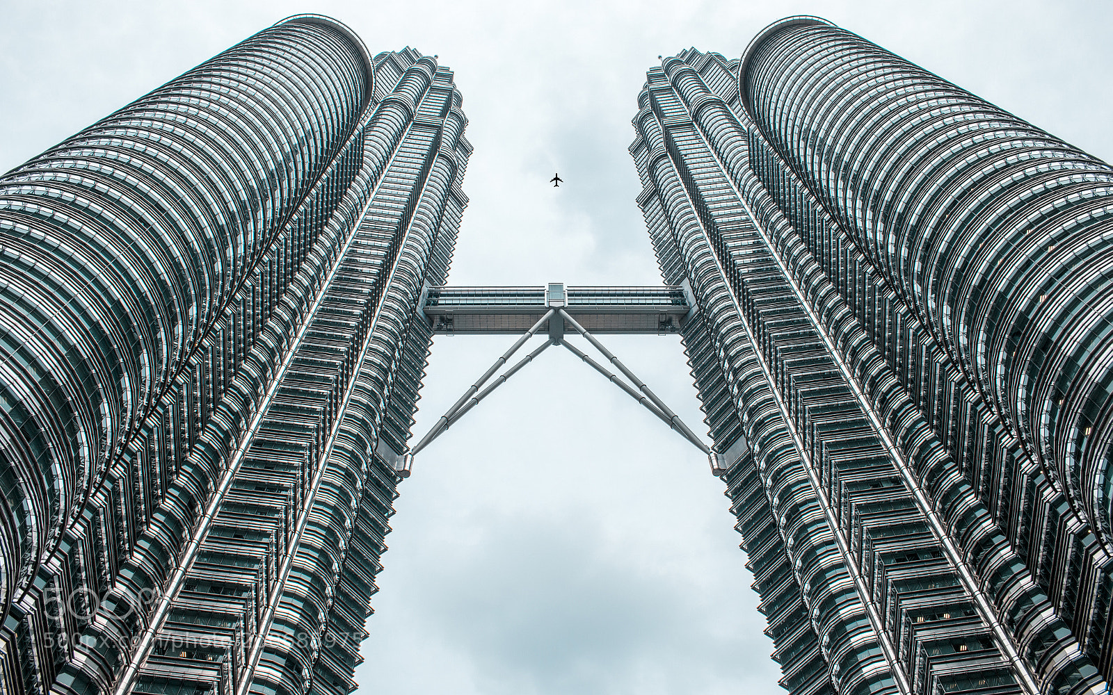 Canon EOS 70D sample photo. Klcc photography