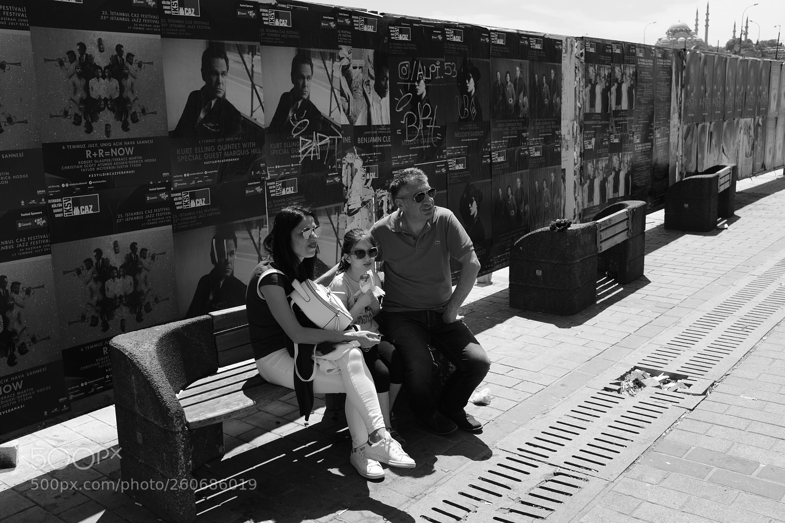 Fujifilm X100F sample photo. İstanbul streets photography