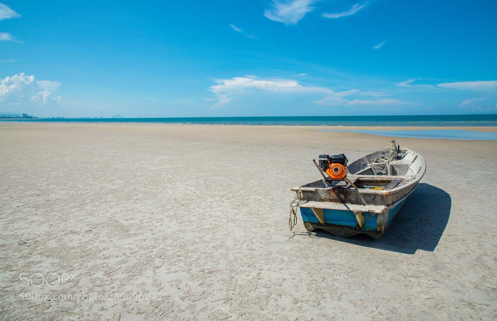 Nikon D610 sample photo. Boat on the beach photography