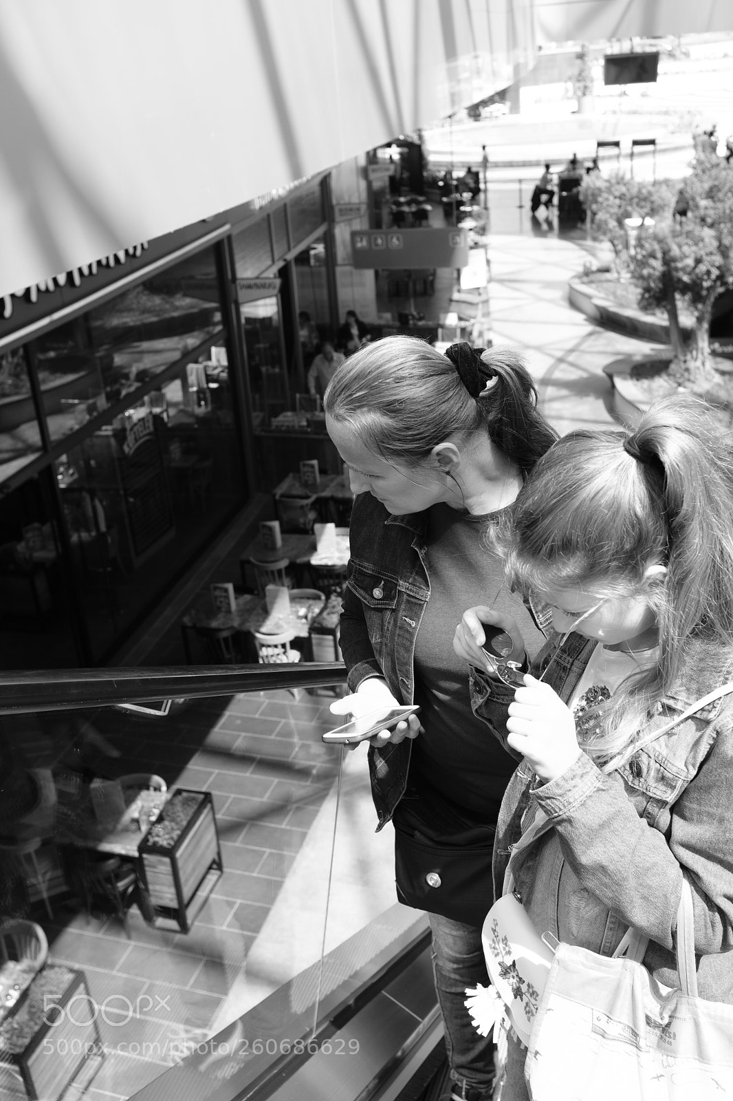 Fujifilm X100F sample photo. İstanbul streets photography