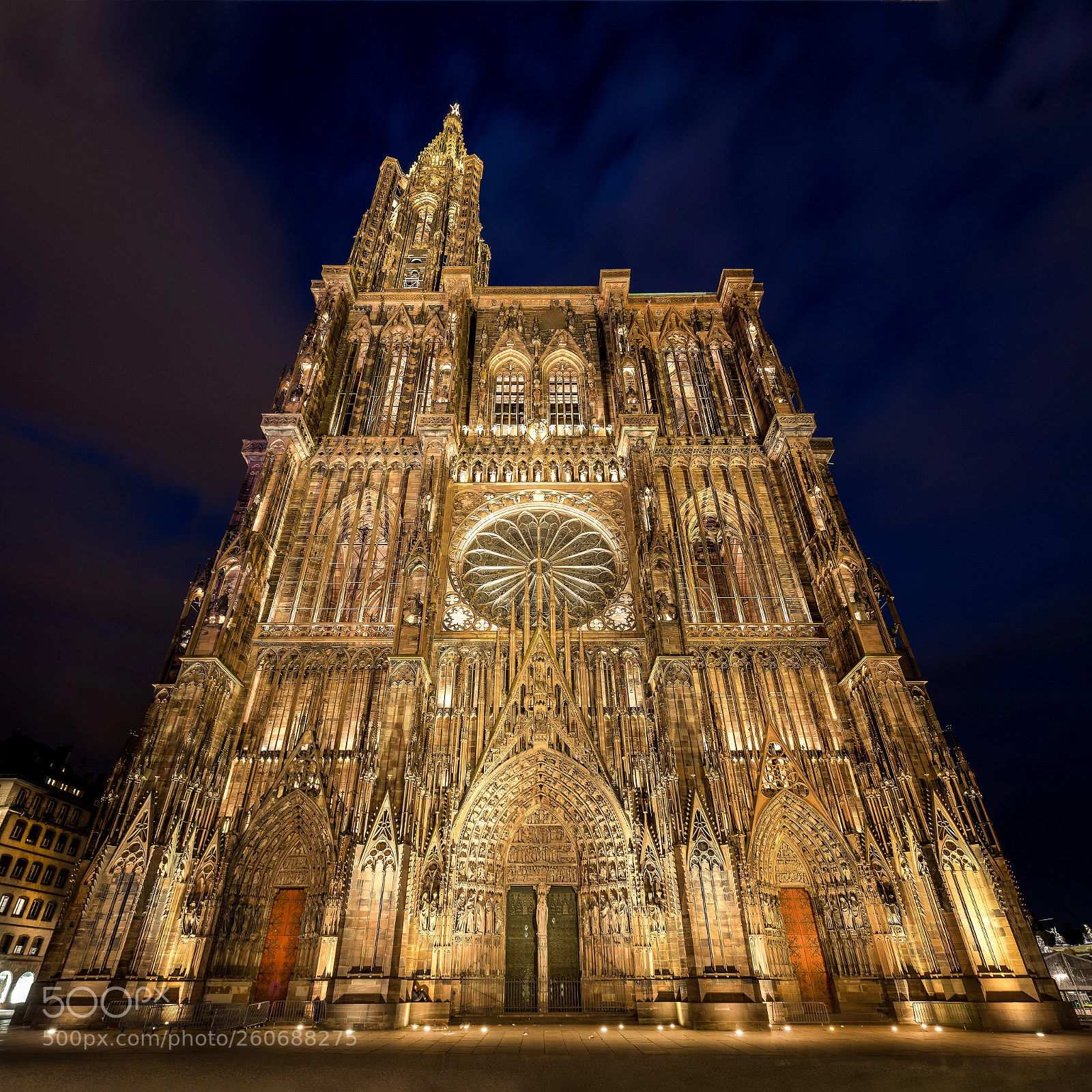 Canon EOS 5D Mark IV sample photo. Cathedral notre dame of photography