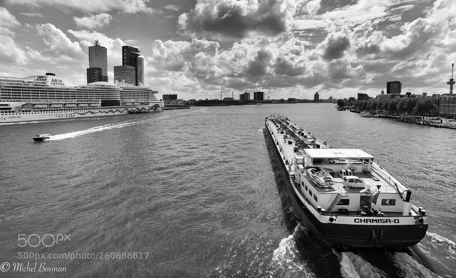 Canon EOS 5DS sample photo. Port of rotterdam holland photography
