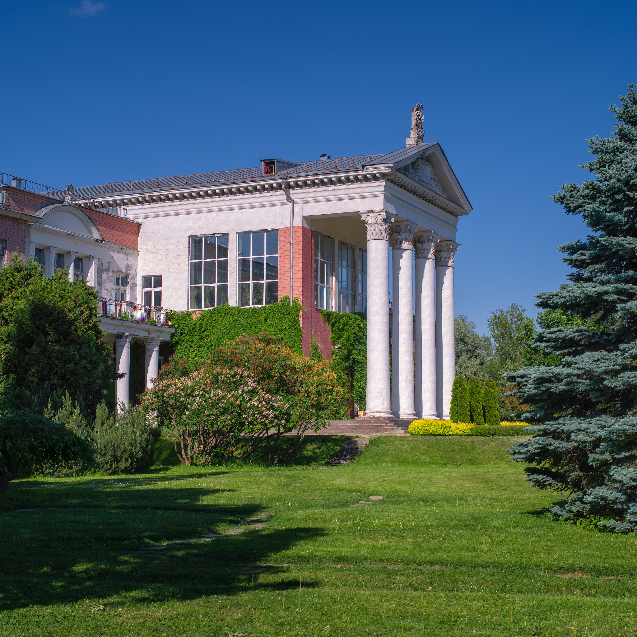 Pentax 645D sample photo. Main building of moscow botanical garden of academ photography