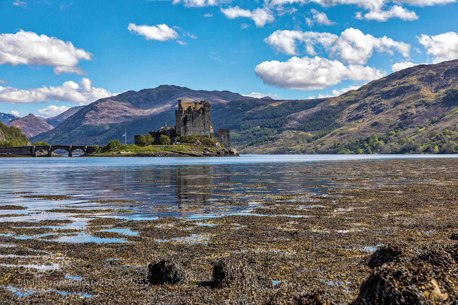 Canon EOS 5D Mark IV sample photo. Eilean donan castle photography
